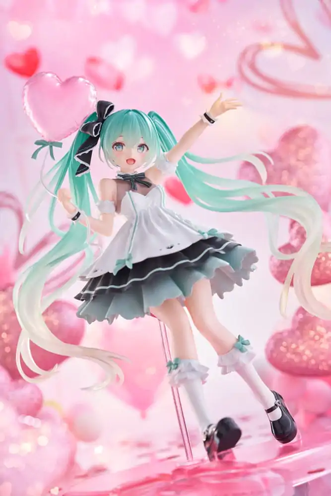 Hatsune Miku AMP+ PVC Socha Hatsune Miku Birthday 2025 Party Ver. 21 cm fotografii produktu