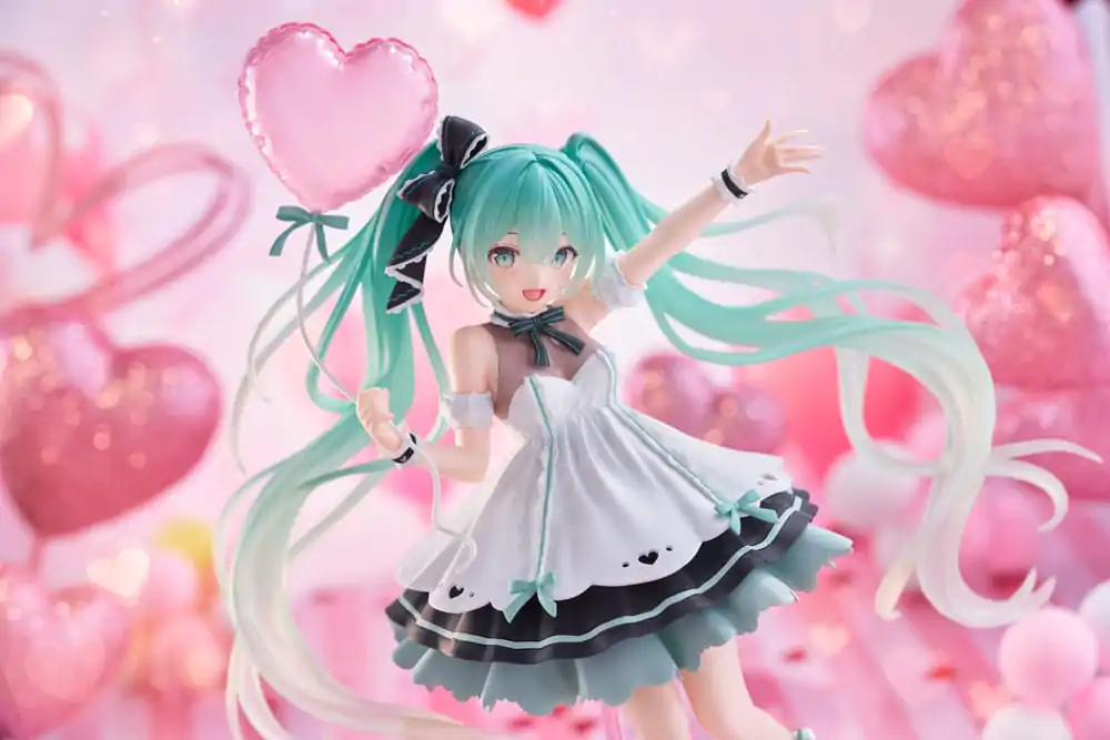 Hatsune Miku AMP+ PVC Socha Hatsune Miku Birthday 2025 Party Ver. 21 cm fotografii produktu