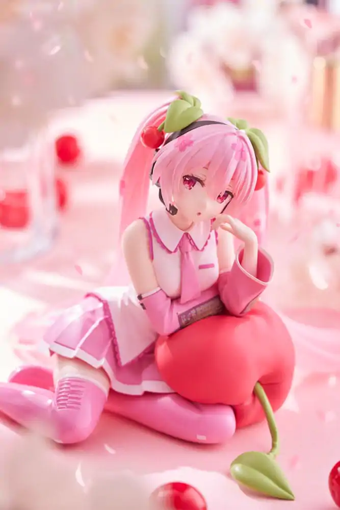 Hatsune Miku PVC Soška Desktop Cute Figurka Sakura Miku Cherry Cushion Verze 13 cm fotografii produktu