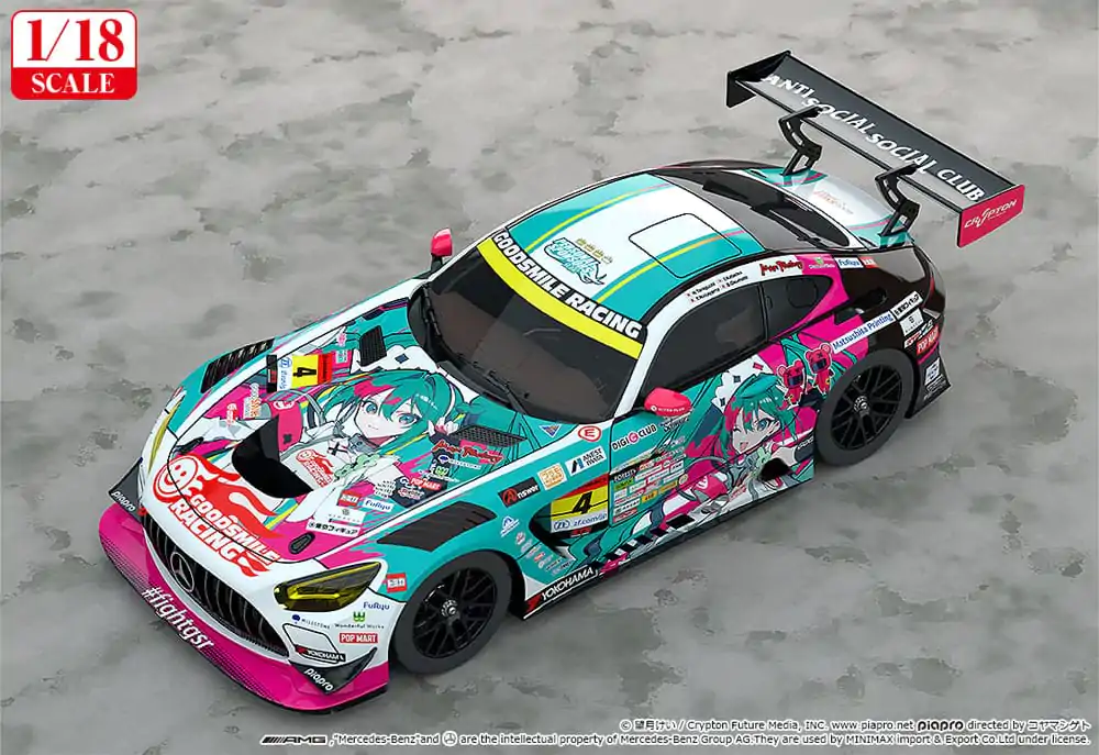 Hatsune Miku GT Project Vehicle 1/18 Hatsune Miku AMG 2025 Season Opening Verze 26 cm fotografii produktu