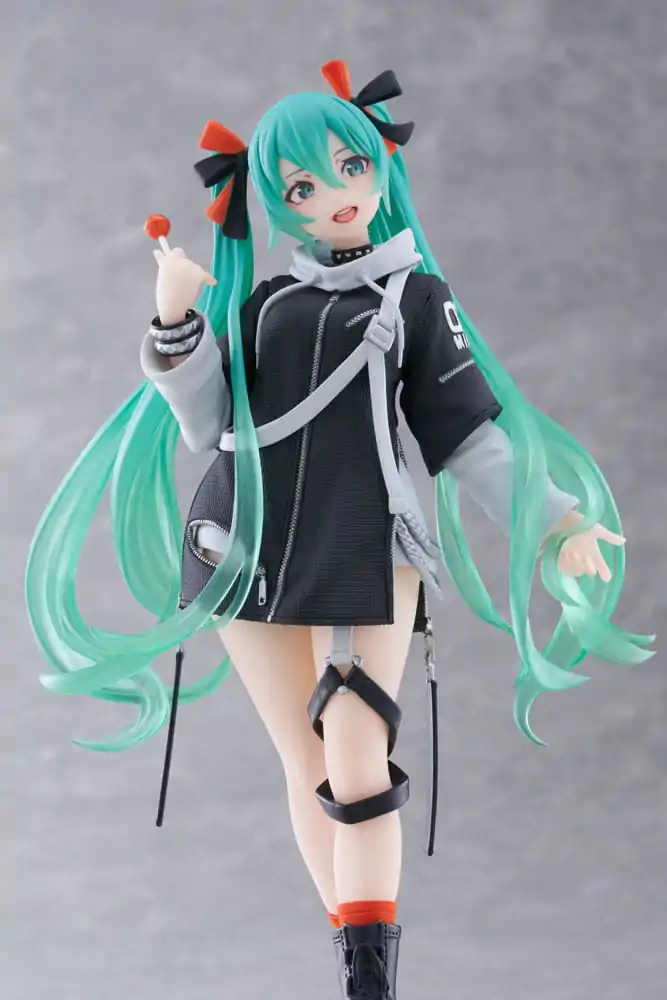 Hatsune Miku Wonderland PVC Socha Fashion Punk Verze 18 cm fotografii produktu