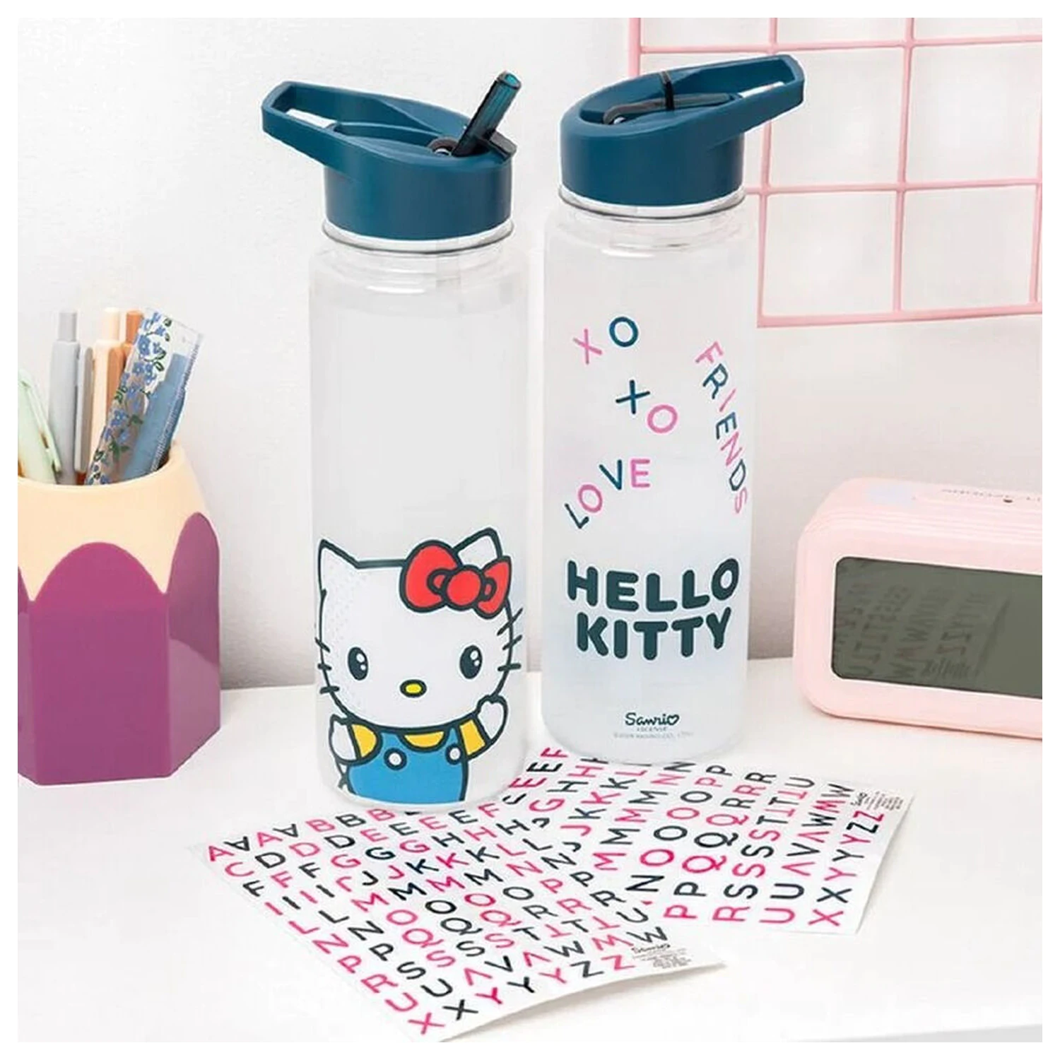 Hello Kitty lahev s nálepkami 650ml fotografii produktu