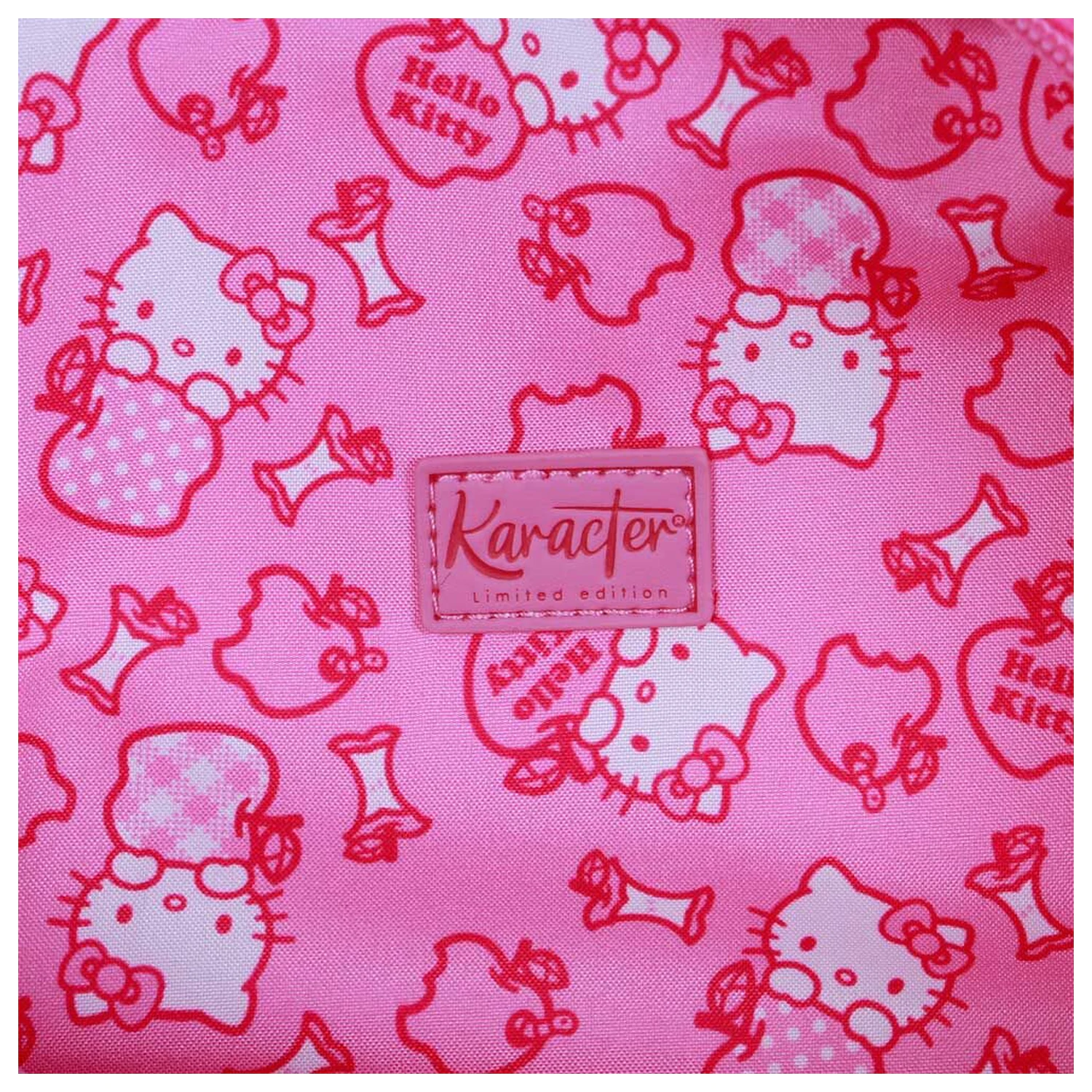 Hello Kitty Strawberry plyšový batoh fotografii produktu