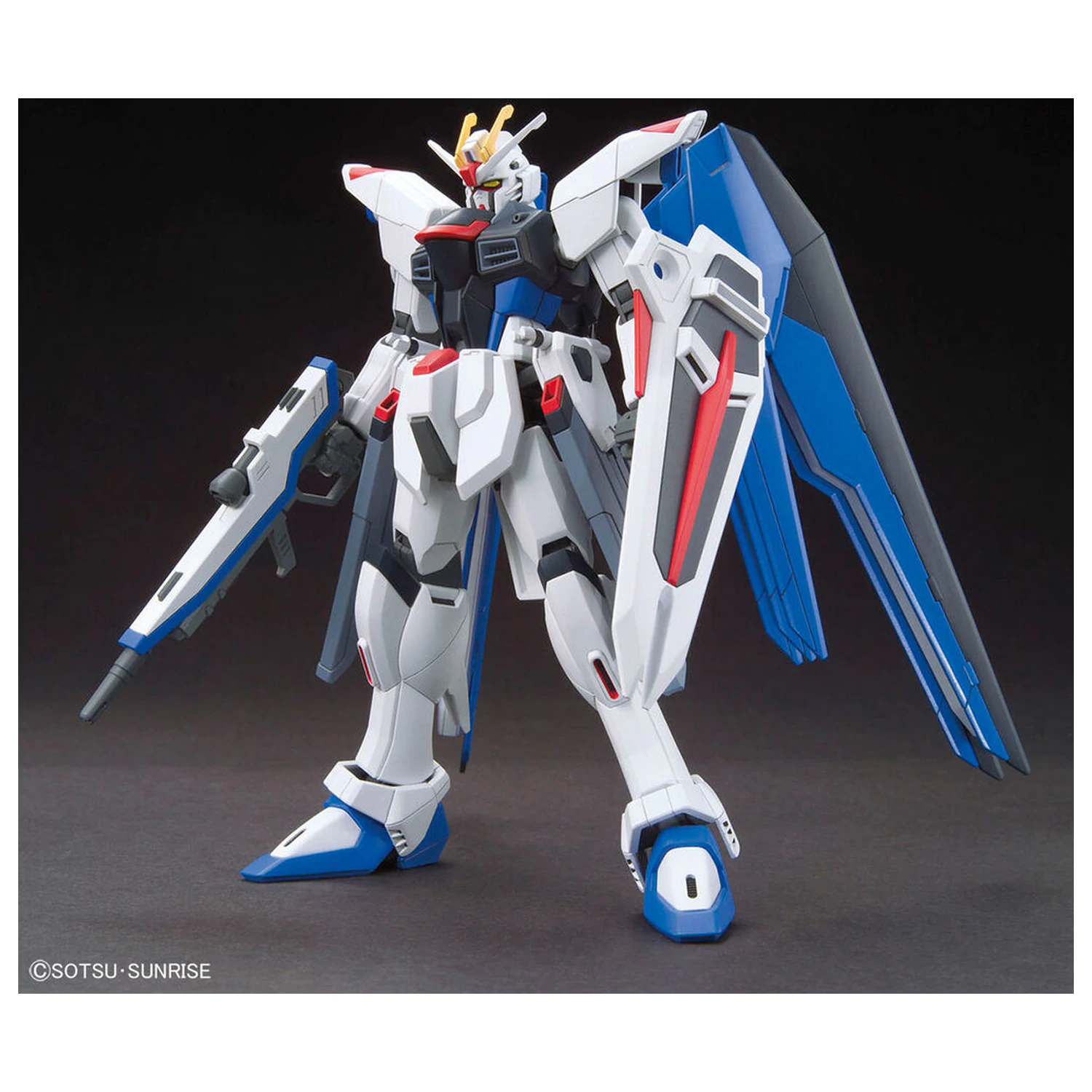 Model Kit HGCE 1/144 Freedom Gundam fotografii produktu