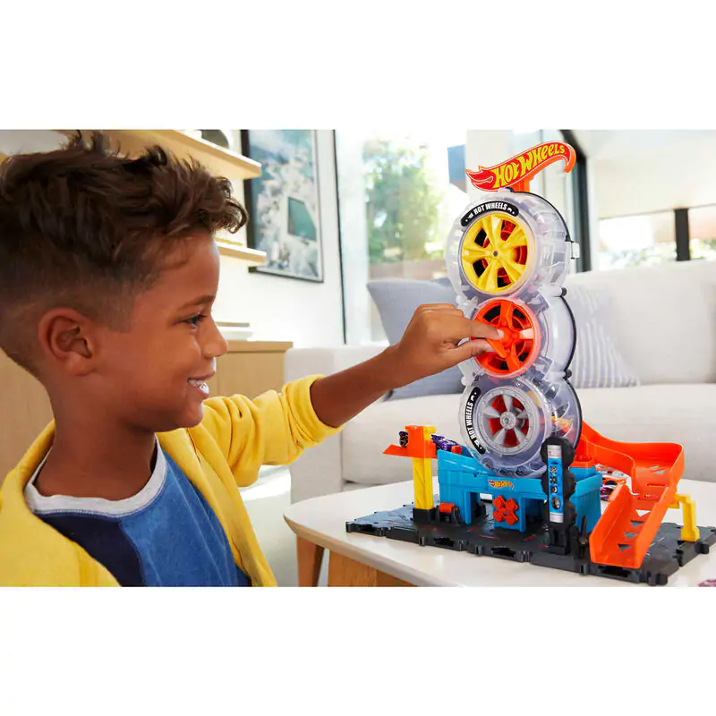 Hot Wheels Super Twist servis pneumatik fotografii produktu