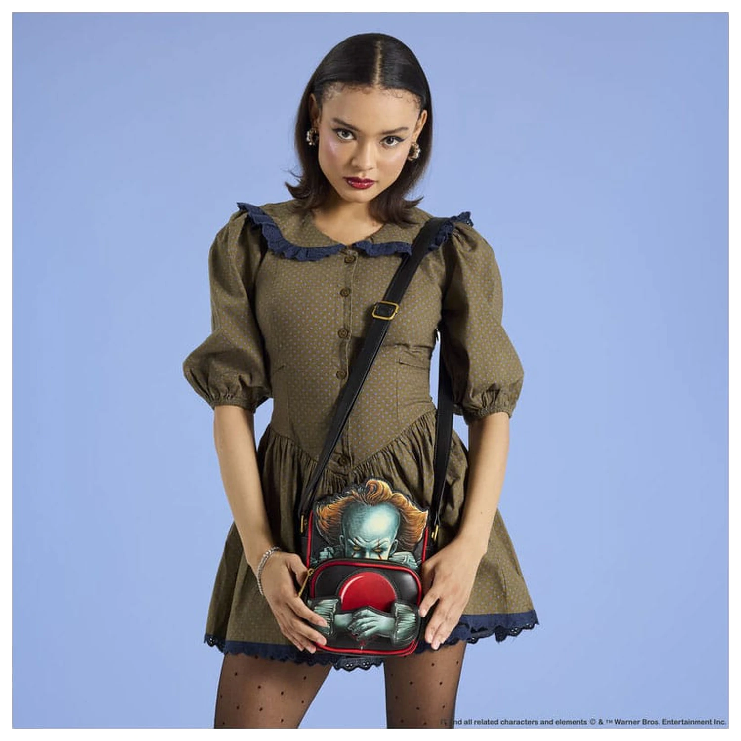 IT by Loungefly Crossbody Pennywise fotografii produktu