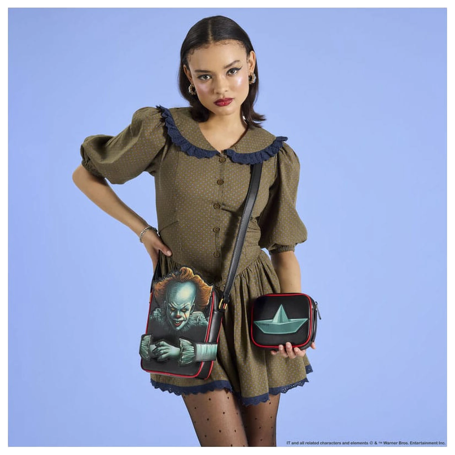 IT by Loungefly Crossbody Pennywise fotografii produktu