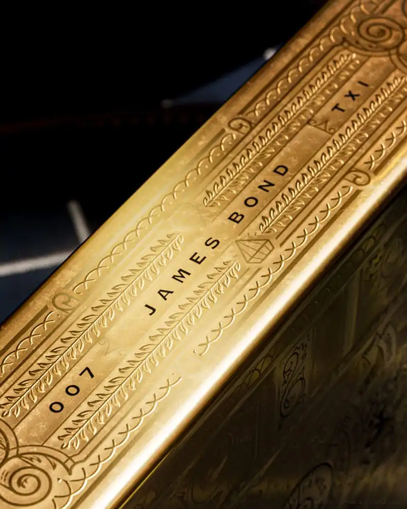 James Bond Hrací karty Krabičková sada James Bond Zlatá edice fotografii produktu