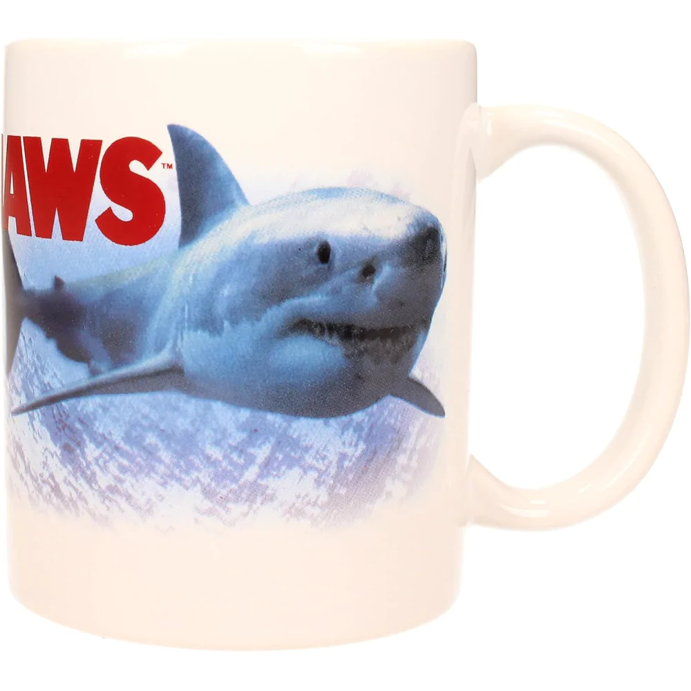 Jaws Mug Beach Closed Hrnek fotografii produktu