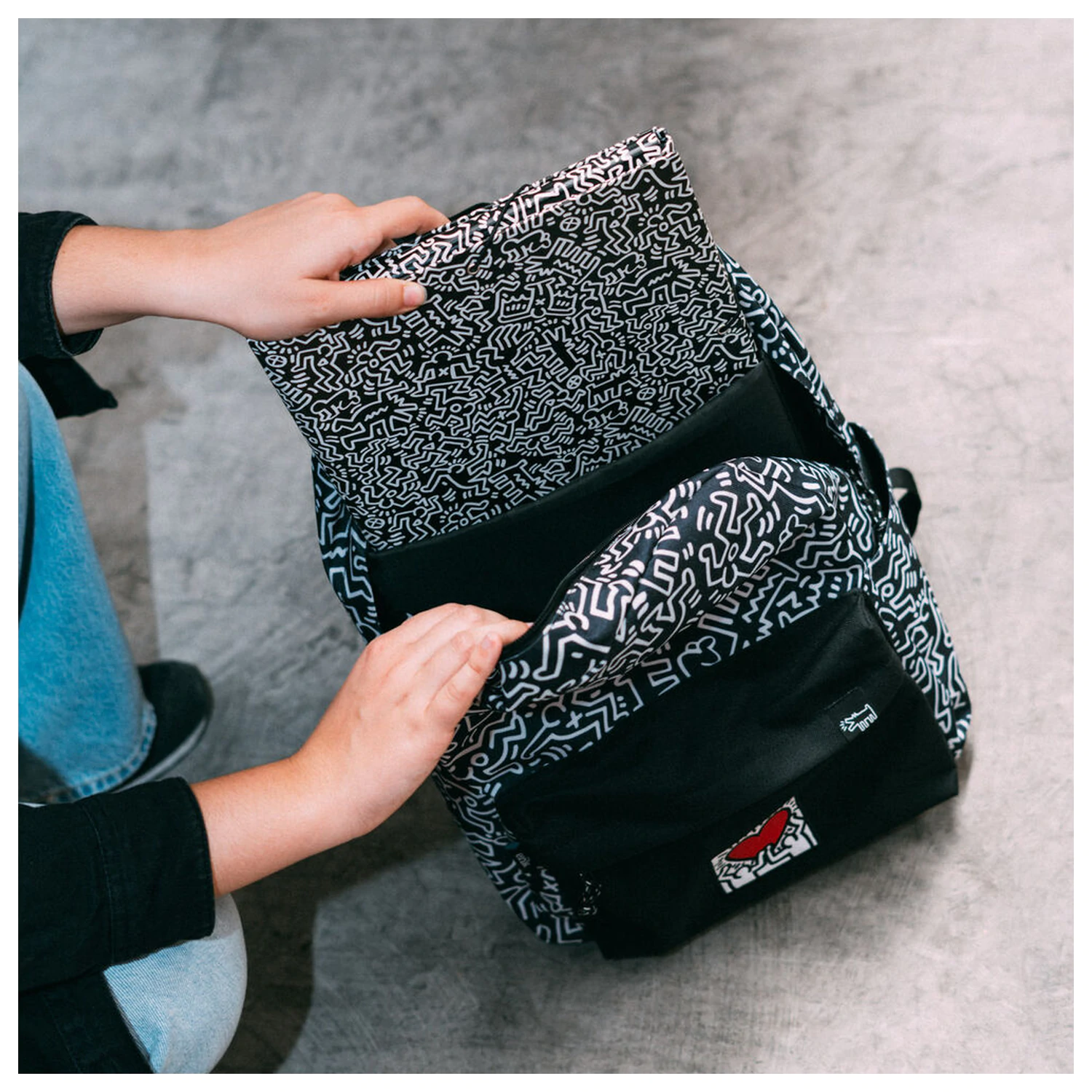 Keith Haring batoh fotografii produktu