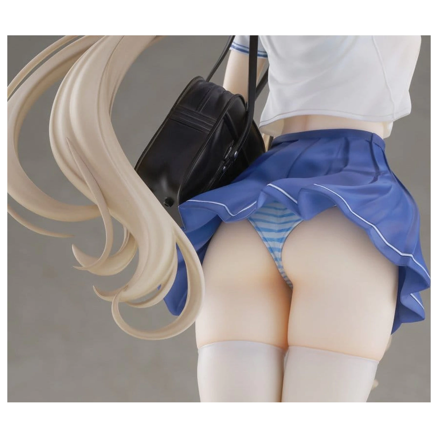 KoiKoi Sakura PVC figurka 1/6 Momoko Uniform Ver. 27 cm fotografii produktu