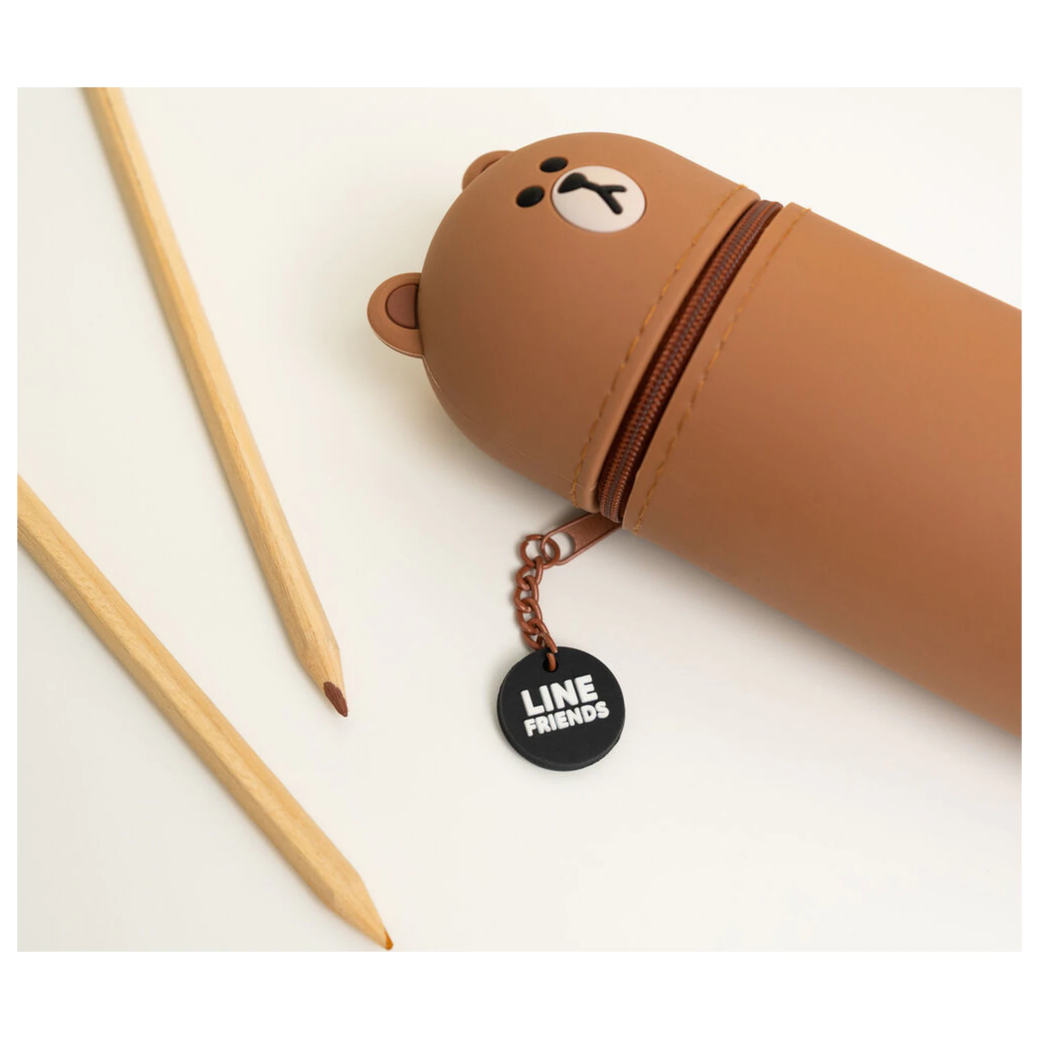 Line Friends Brown 3D penál fotografii produktu