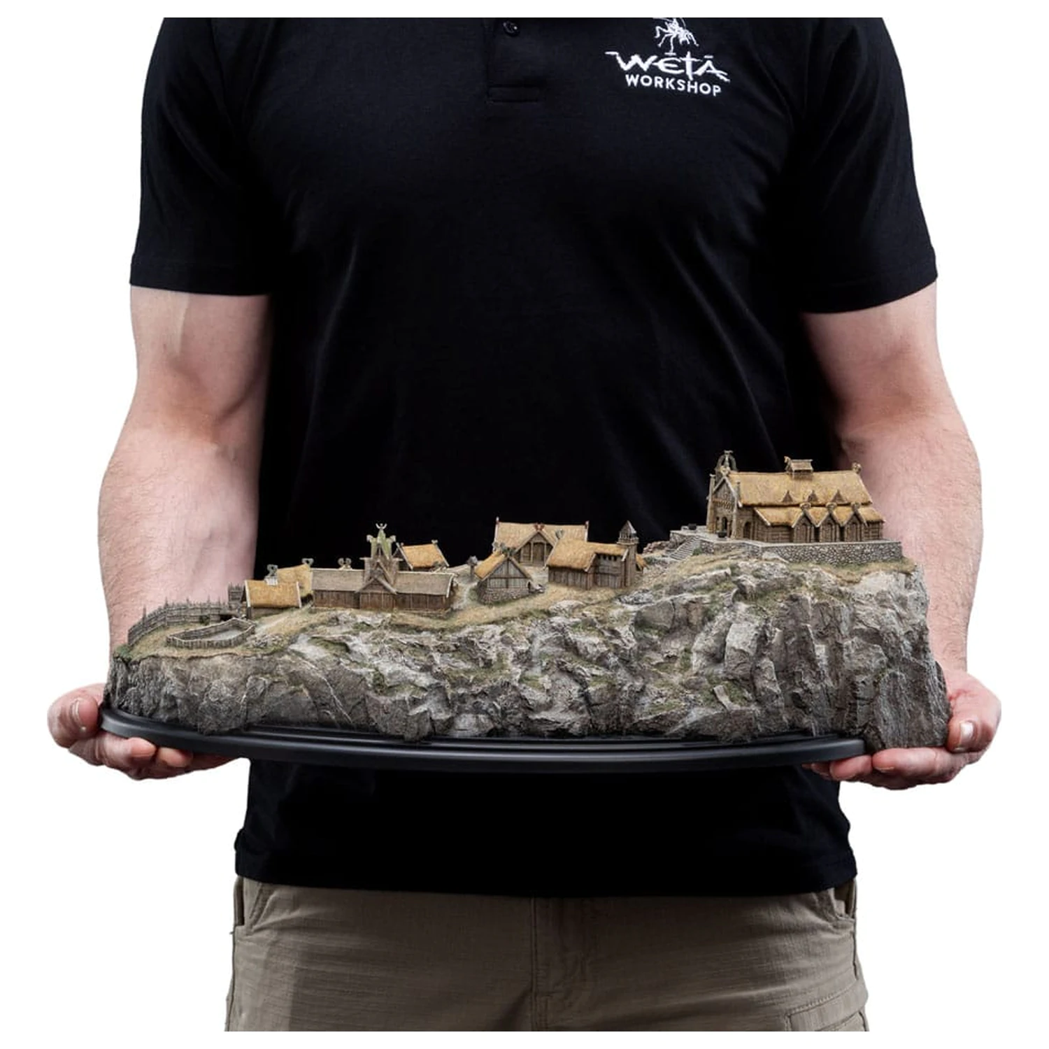 Lord of the Rings Socha Edoras – Limitovaná edice 15 cm fotografii produktu