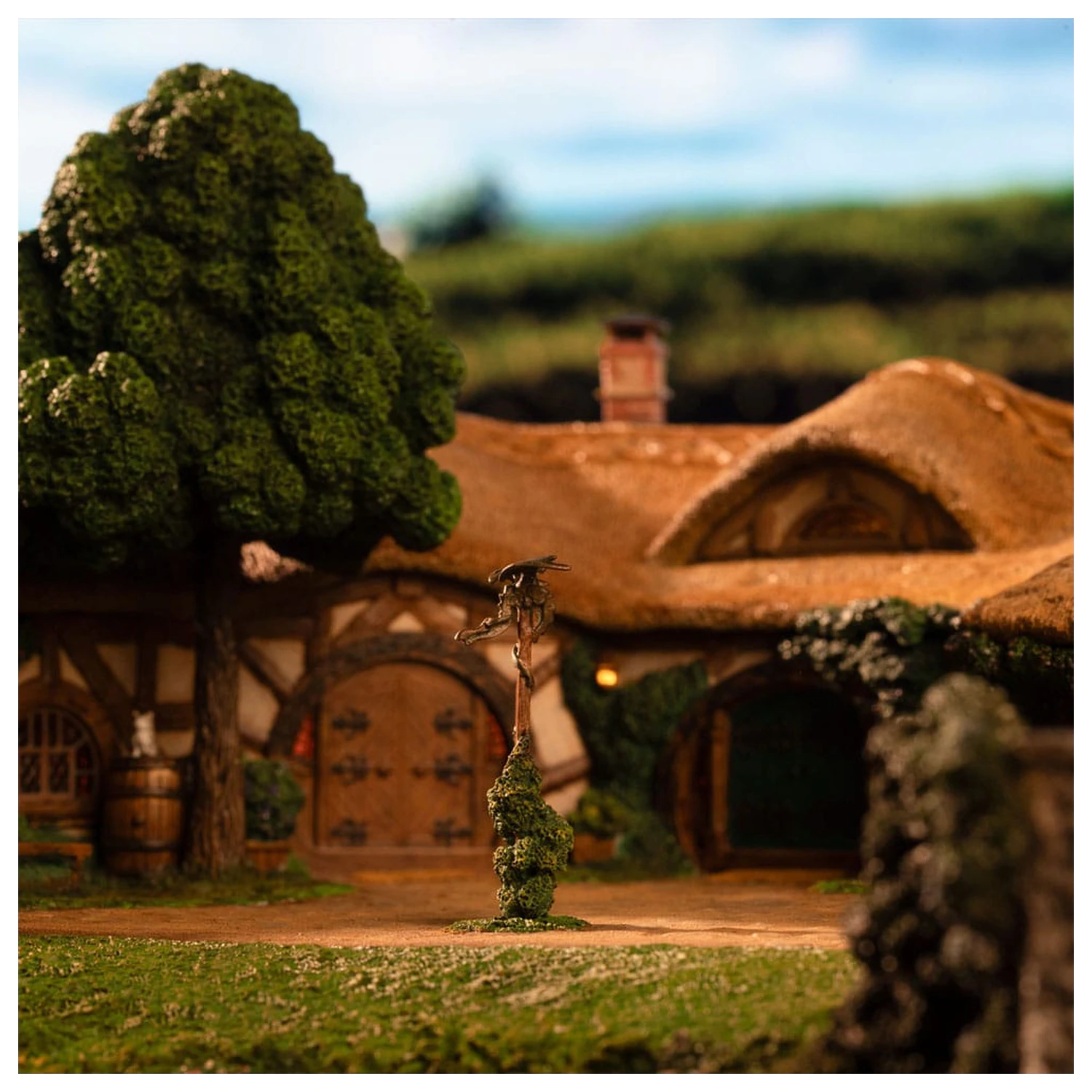 Lord of the Rings Soška The Green Dragon Inn fotografii produktu