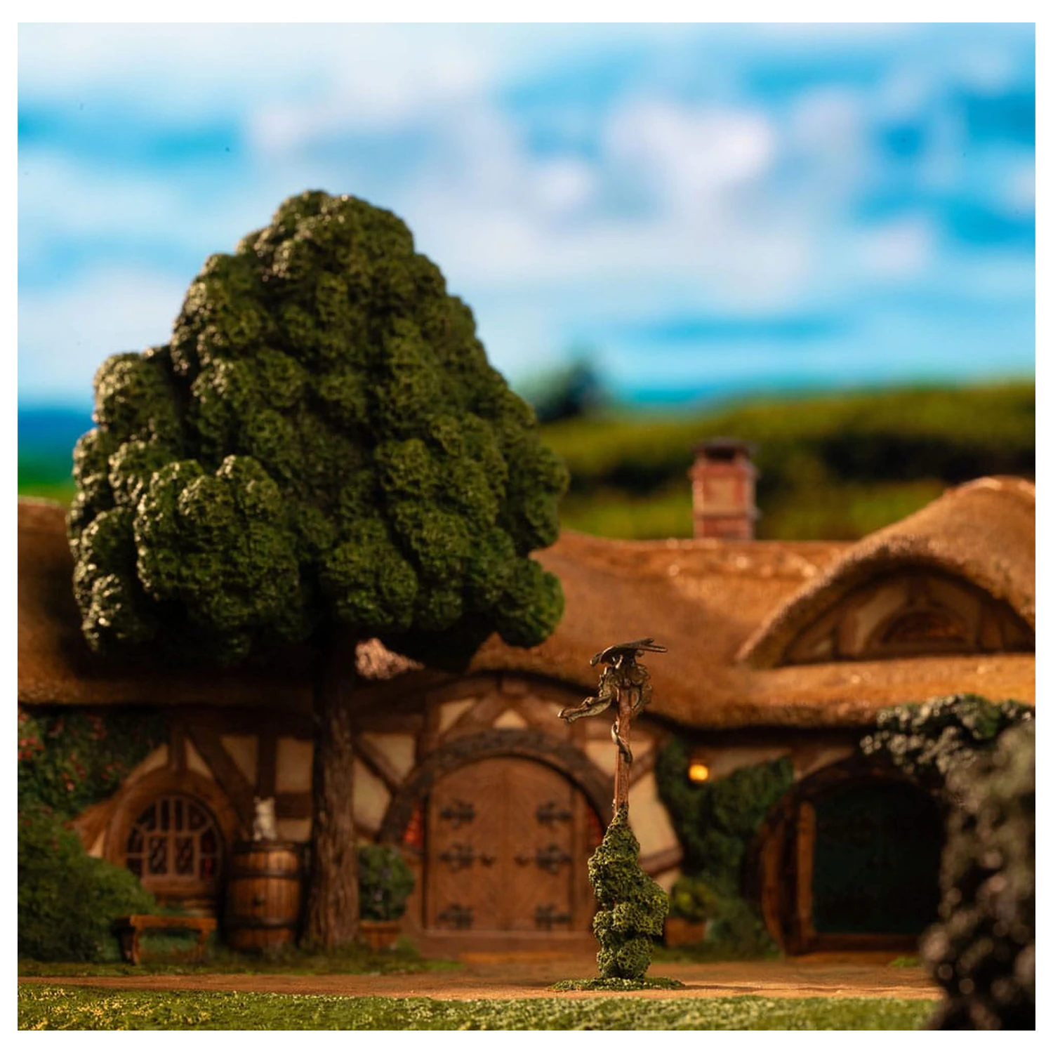 Lord of the Rings Soška The Green Dragon Inn fotografii produktu