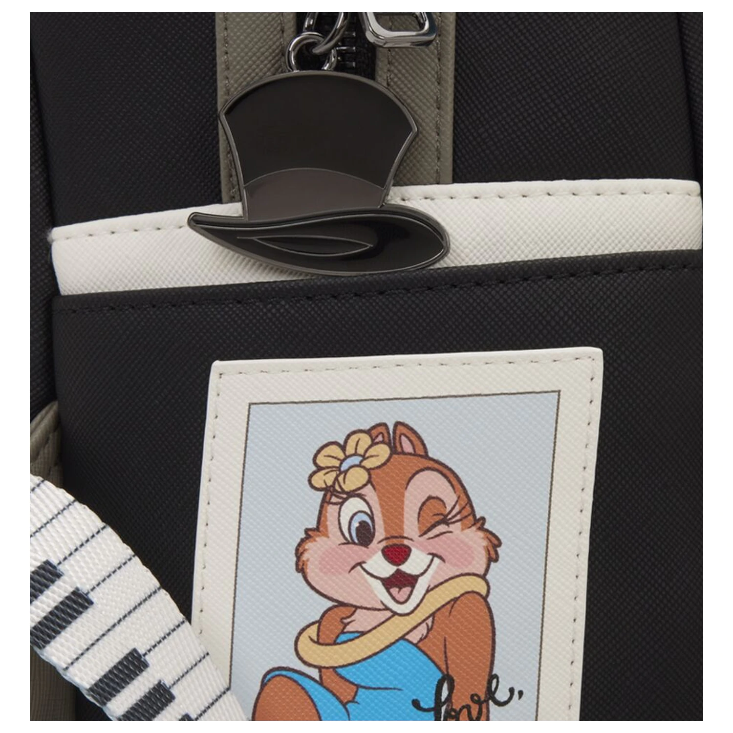 Loungefly Disney Chip and Dale Two Chips & a Miss batoh 26cm fotografii produktu