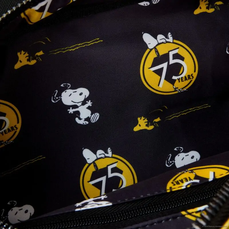 Loungefly Peanuts 75. výročí Snoopy spící psí bouda crossbody taška fotografii produktu