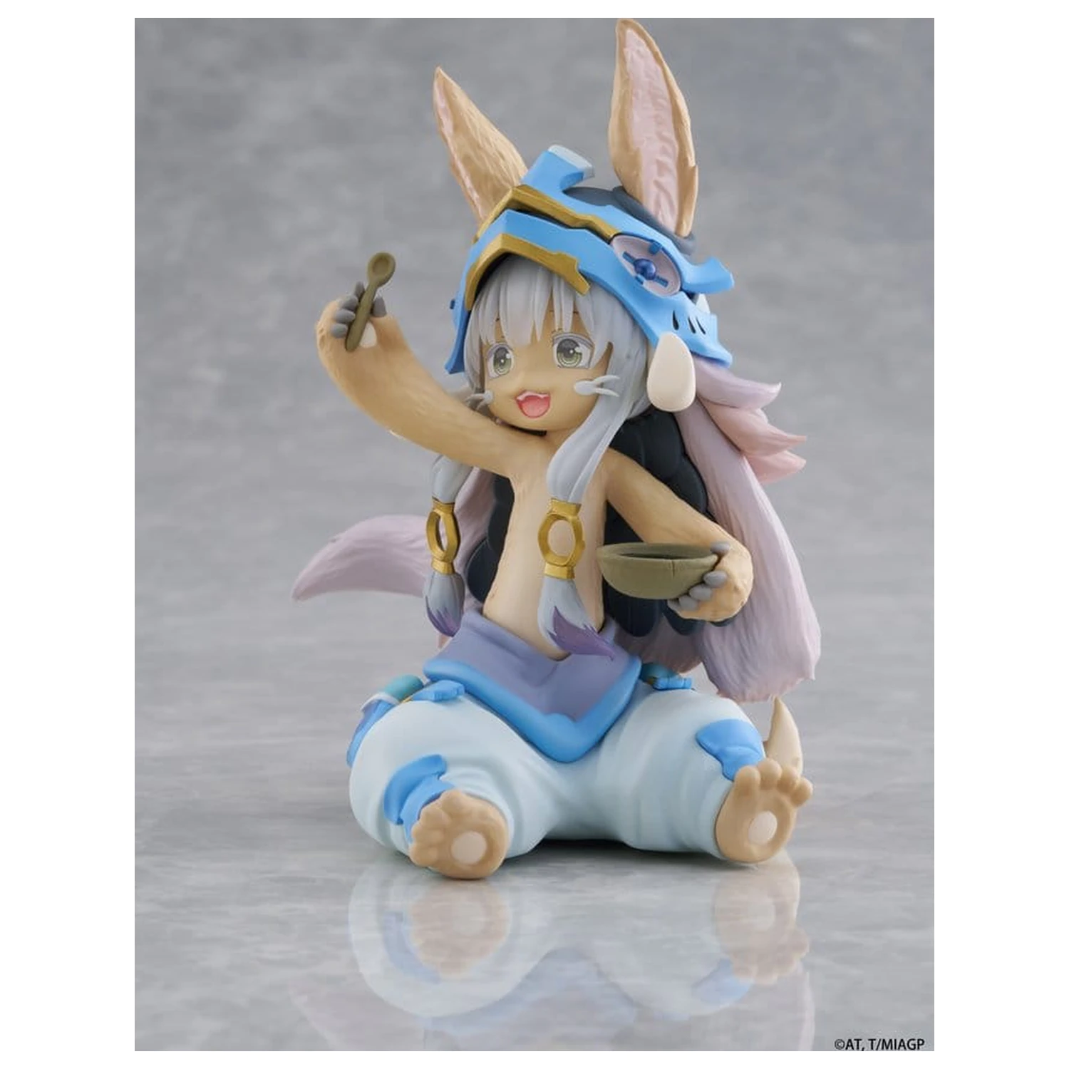 Made in Abyss Desktop Roztomilá PVC figurka Nanachi (Mealtime ver.) 13 cm fotografii produktu