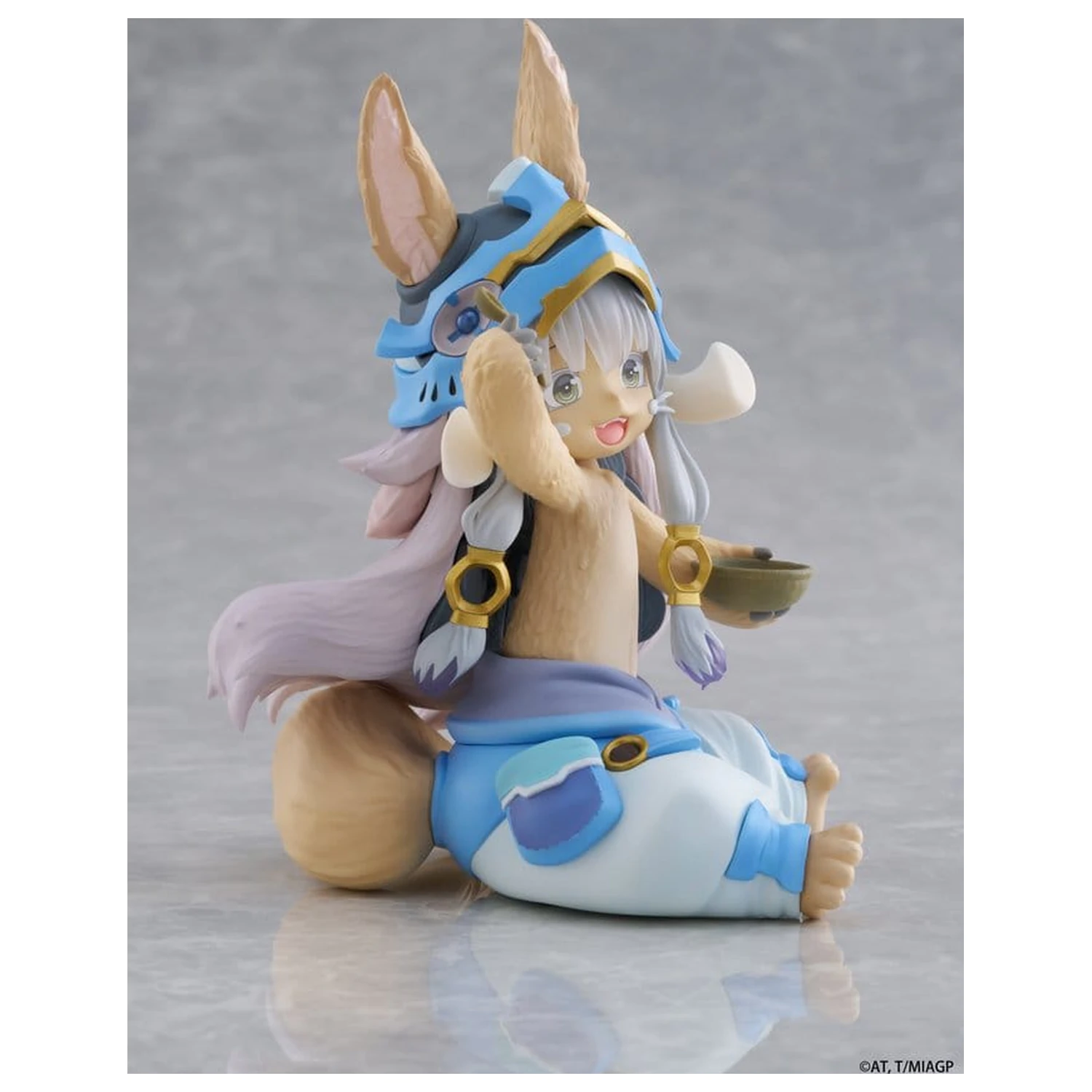 Made in Abyss Desktop Roztomilá PVC figurka Nanachi (Mealtime ver.) 13 cm fotografii produktu