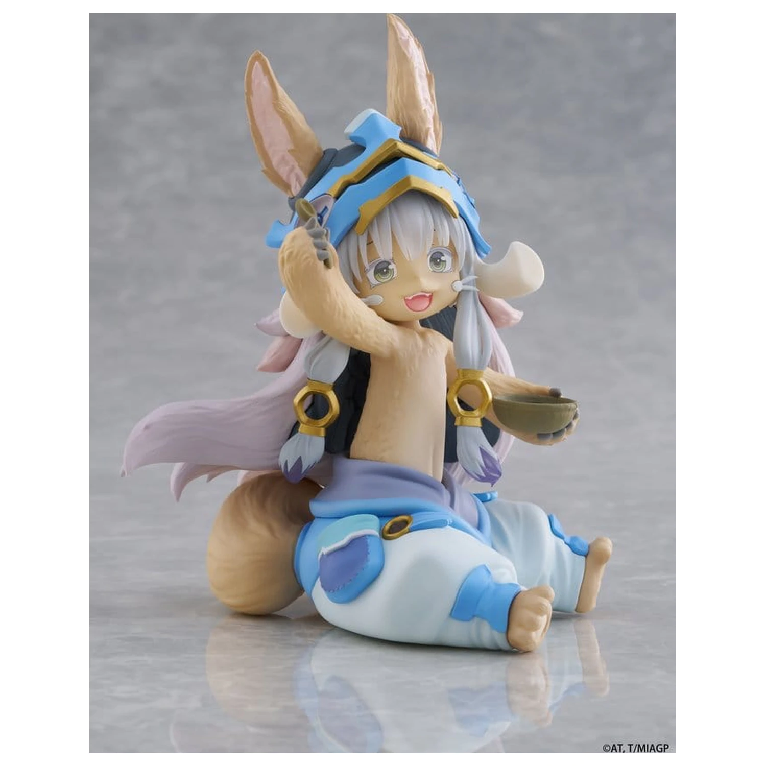 Made in Abyss Desktop Roztomilá PVC figurka Nanachi (Mealtime ver.) 13 cm fotografii produktu