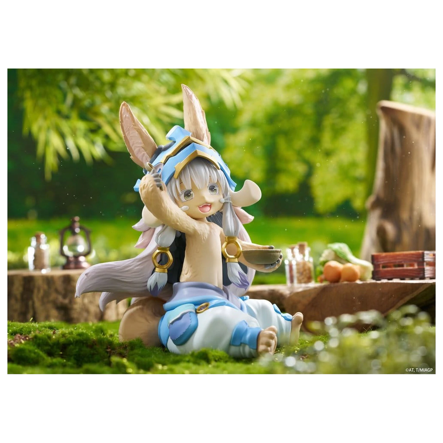Made in Abyss Desktop Roztomilá PVC figurka Nanachi (Mealtime ver.) 13 cm fotografii produktu
