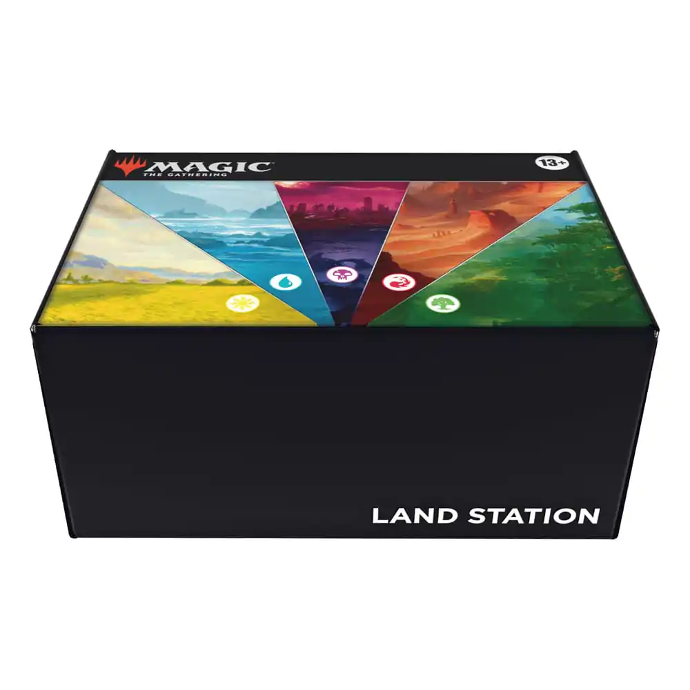 Magic the Gathering Land Station 2025 anglická verze fotografii produktu