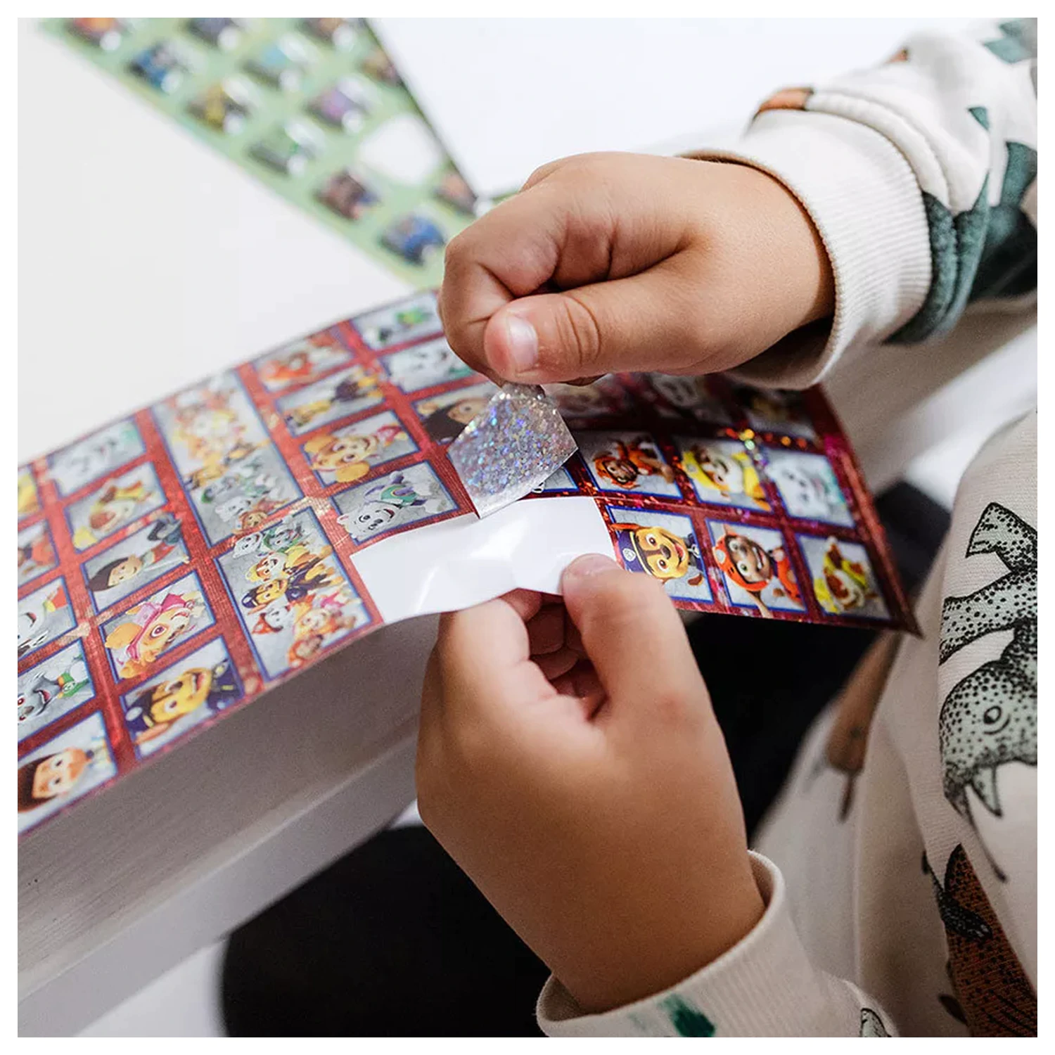 Paw Patrol Rescue Repeat Super Sticker Set s hračkou fotografii produktu