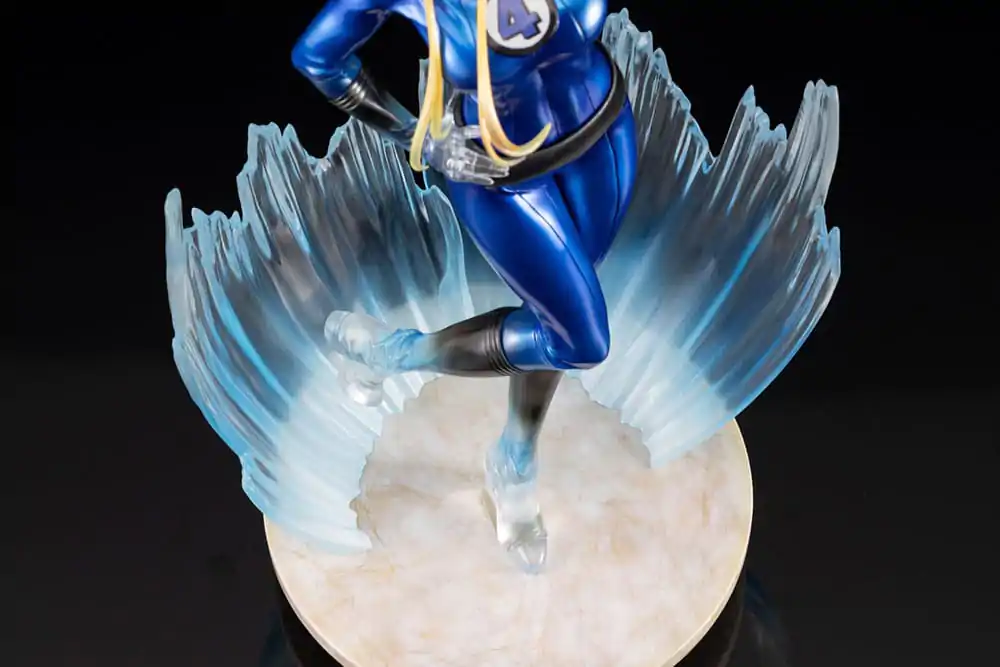 Marvel Bishoujo PVC soška 1/7 Invisible Woman Ultimate 31 cm fotografii produktu