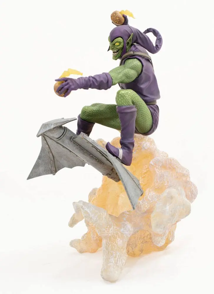 Marvel Comic Gallery Deluxe PVC Soška Green Goblin fotografii produktu