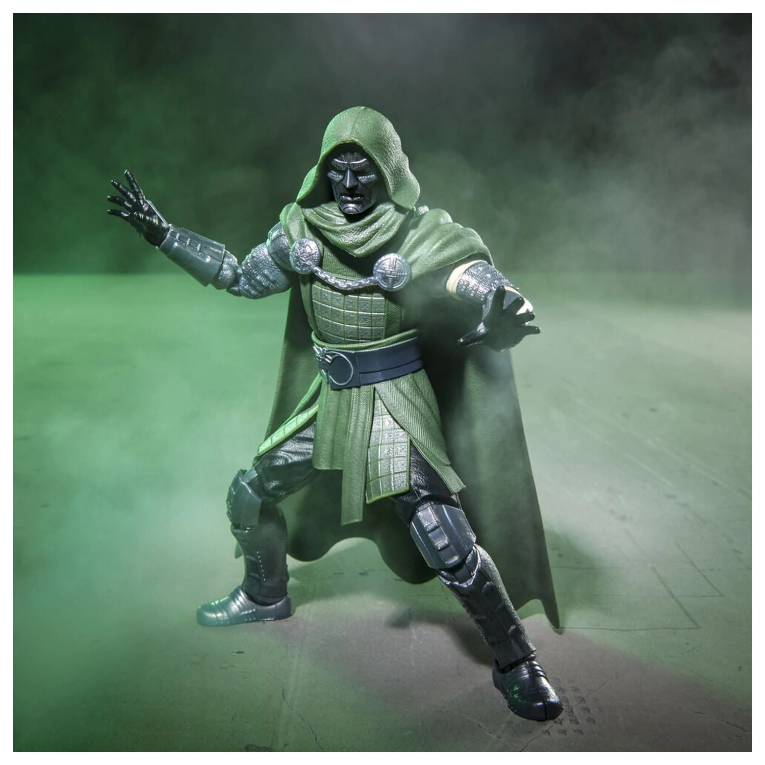 Marvel Legends Series Avengers Doomsday Doctor Doom figurka 15 cm fotografii produktu