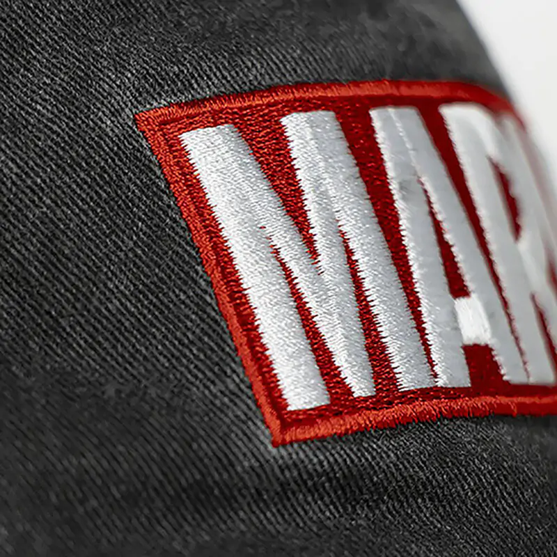 Marvel Baseballová Kšiltovka Logo Červená a Bílá Praná fotografii produktu