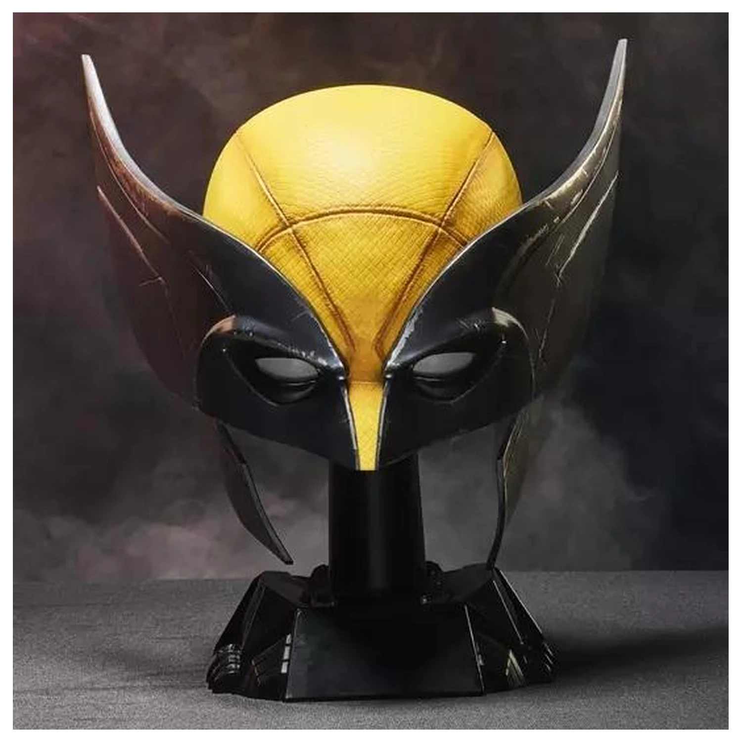 Marvel Wolverine Maska 1/1 Replica Legend Series fotografii produktu