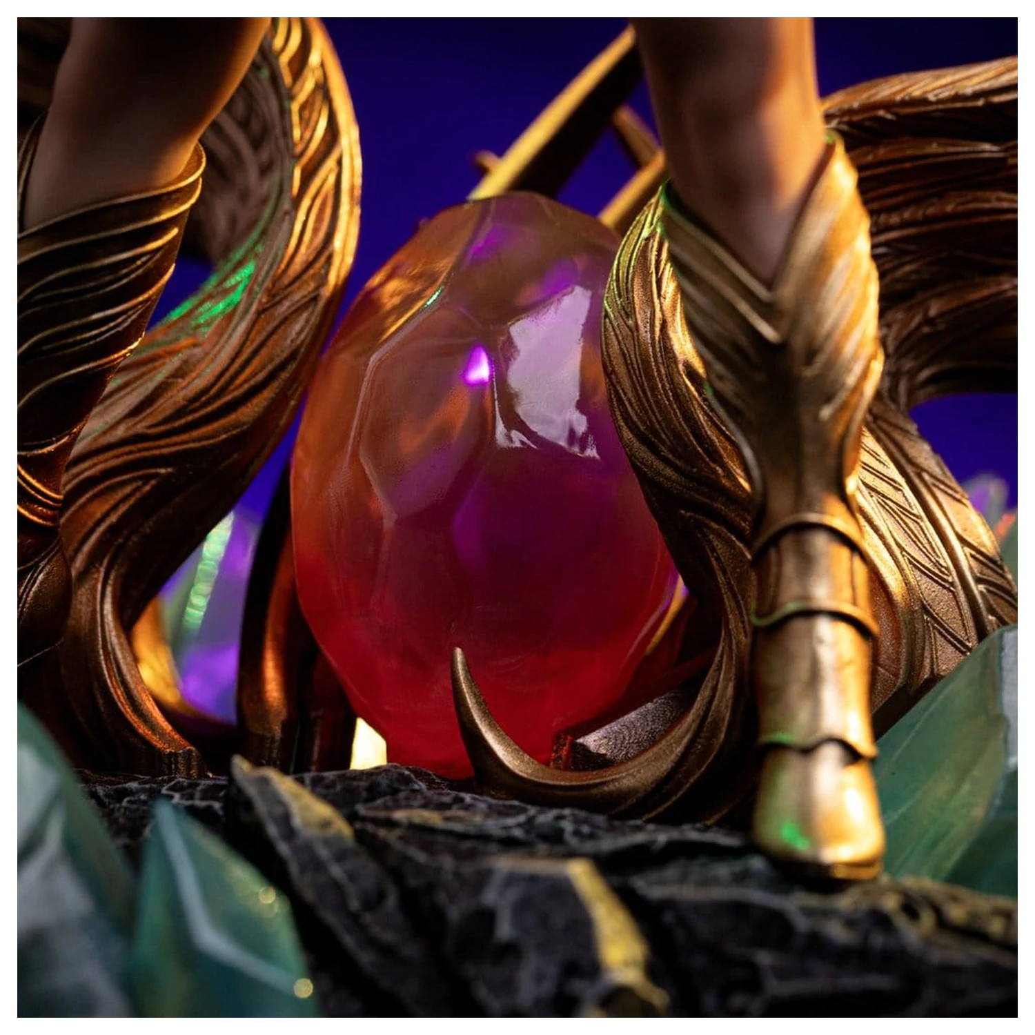 Masters of the Universe Art Scale (Unleashed) Socha 1/10 She-Ra Unleashed 31 cm fotografii produktu