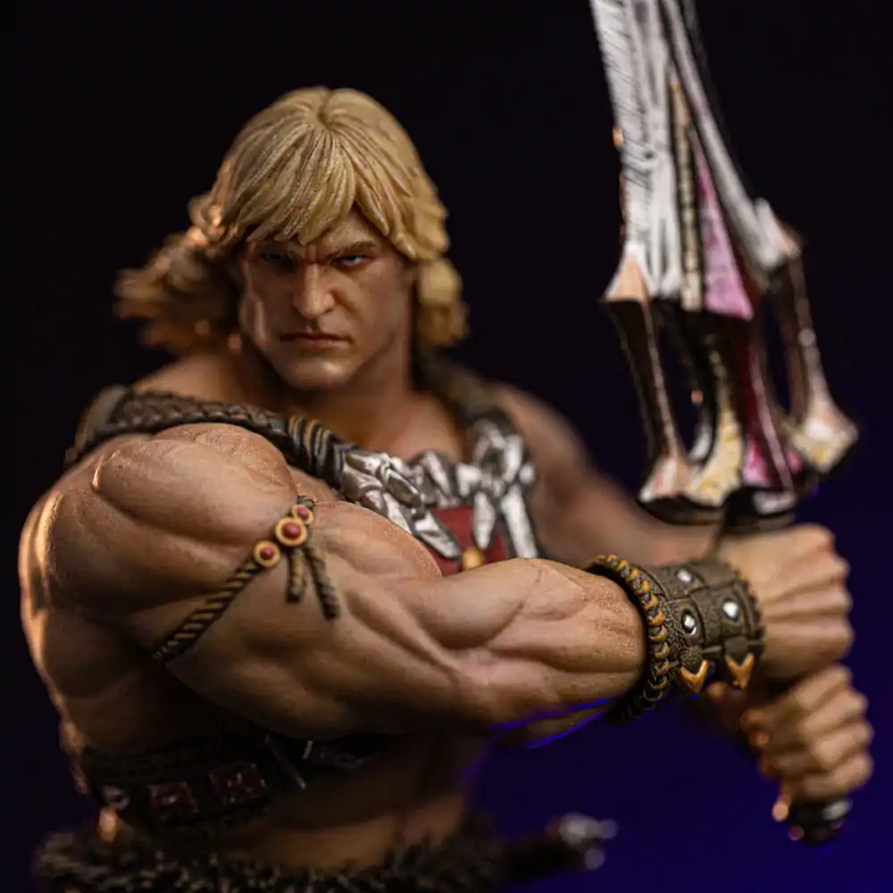 Masters of the Universe Deluxe Art Scale Socha 1/10 He-Man Unleashed 34 cm fotografii produktu