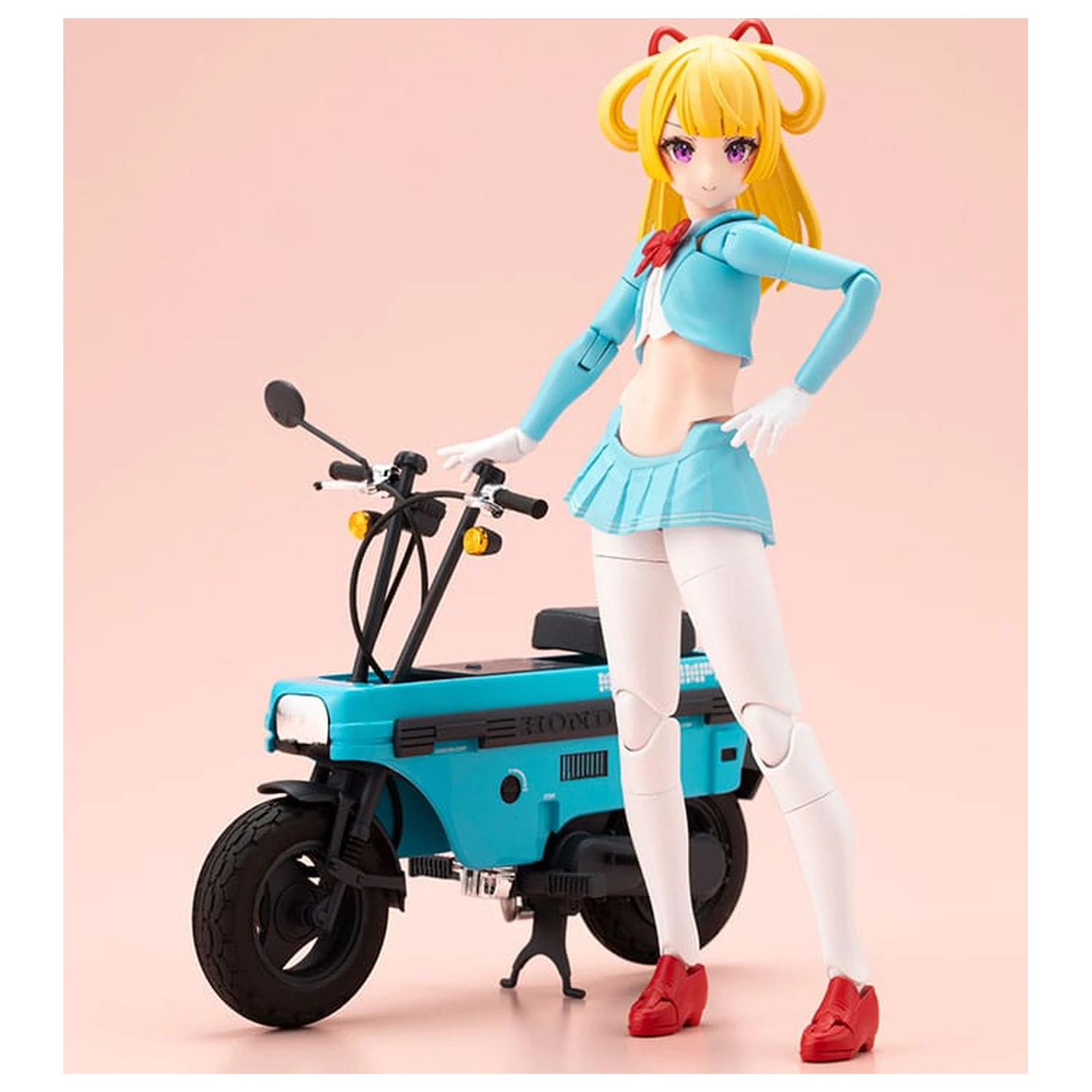 Megami Device Buster Doll Series Sestavitelná plastová stavebnice 1/1 Knight Alice s Honda AB12 Motocompo 15 cm fotografii produktu