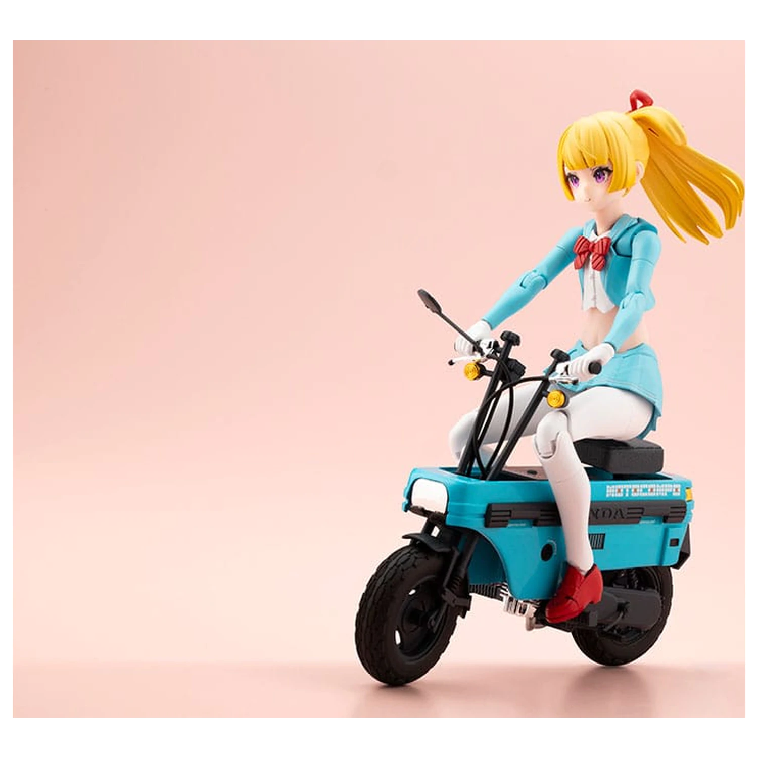 Megami Device Buster Doll Series Sestavitelná plastová stavebnice 1/1 Knight Alice s Honda AB12 Motocompo 15 cm fotografii produktu
