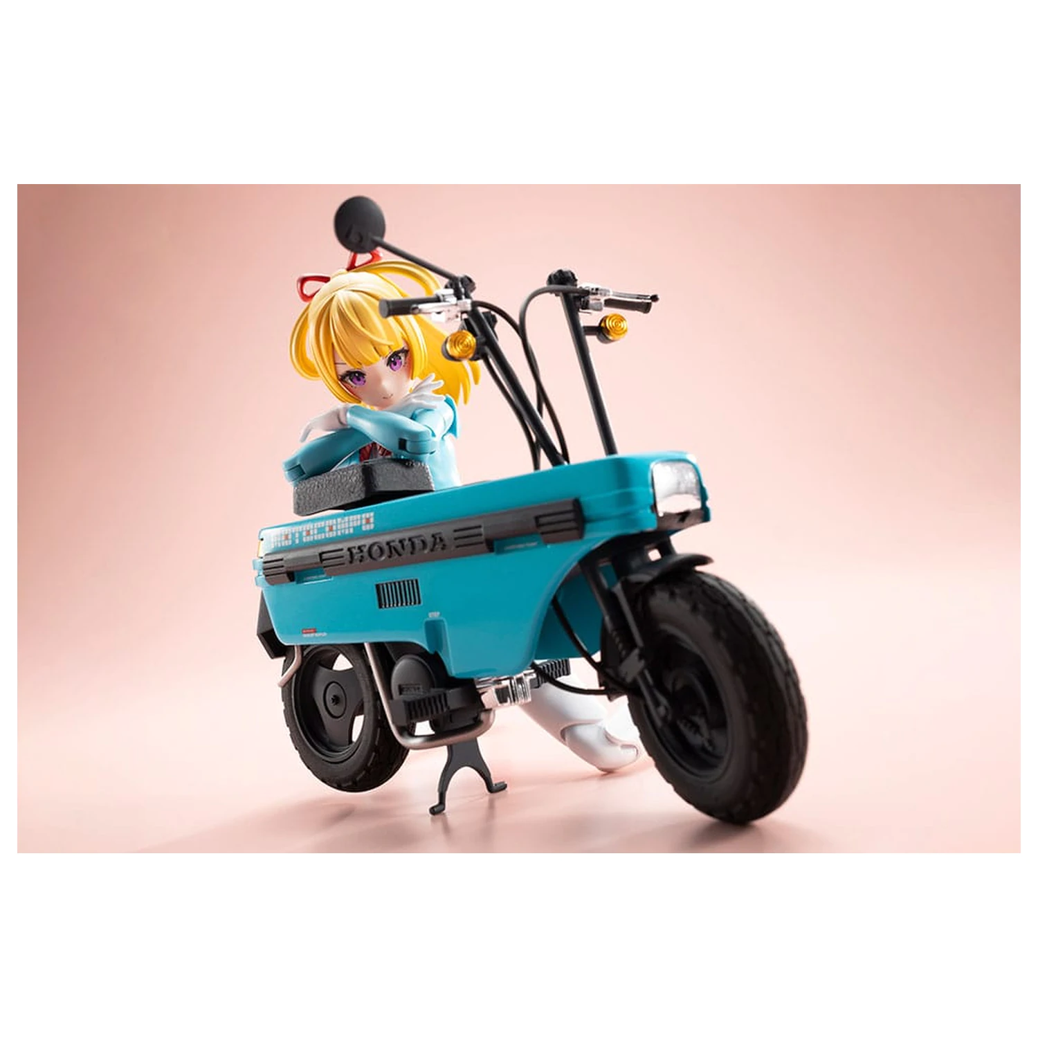 Megami Device Buster Doll Series Sestavitelná plastová stavebnice 1/1 Knight Alice s Honda AB12 Motocompo 15 cm fotografii produktu