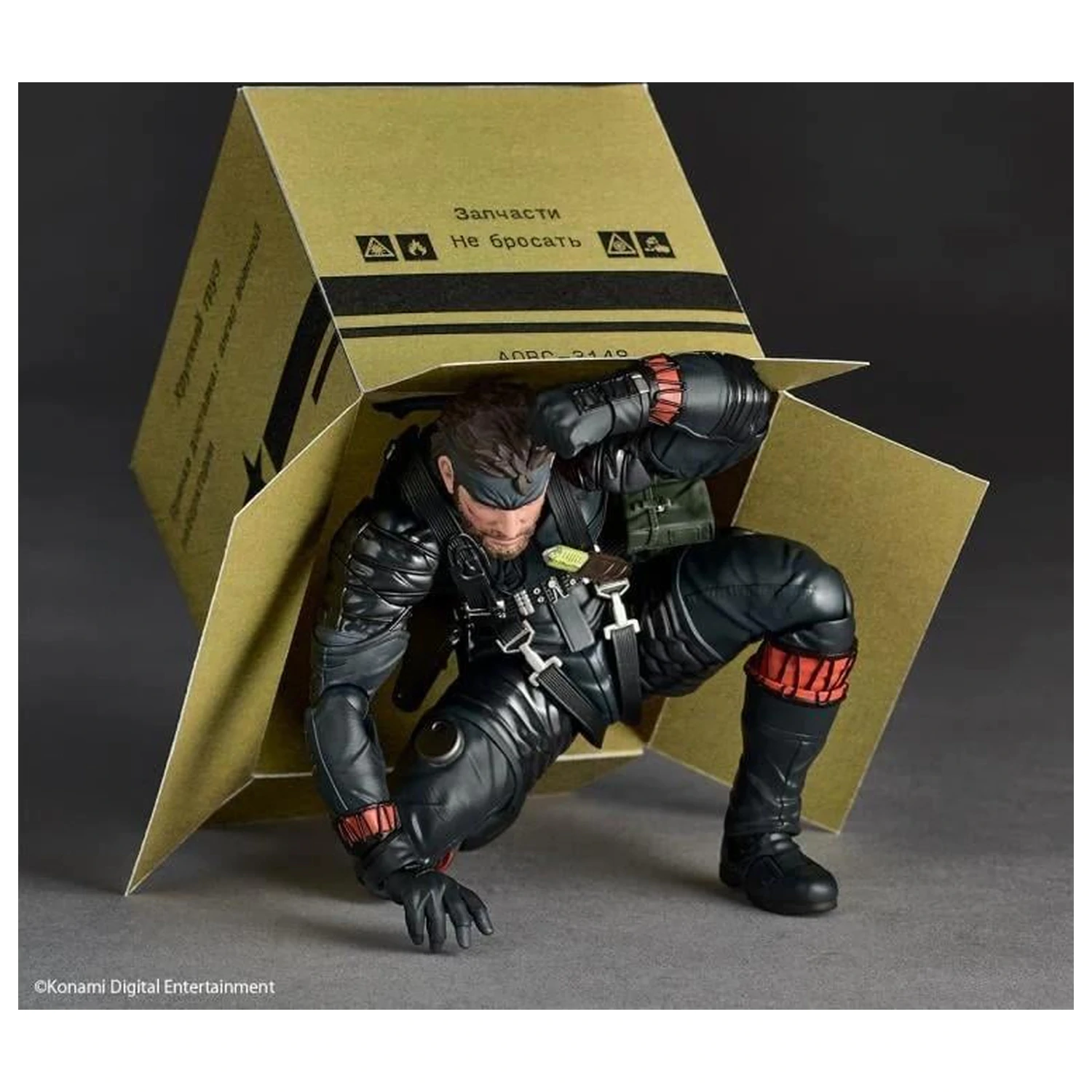 Metal Gear Solid Delta: Naked Snake Figurka Revoltech A.Y. 17 cm fotografii produktu