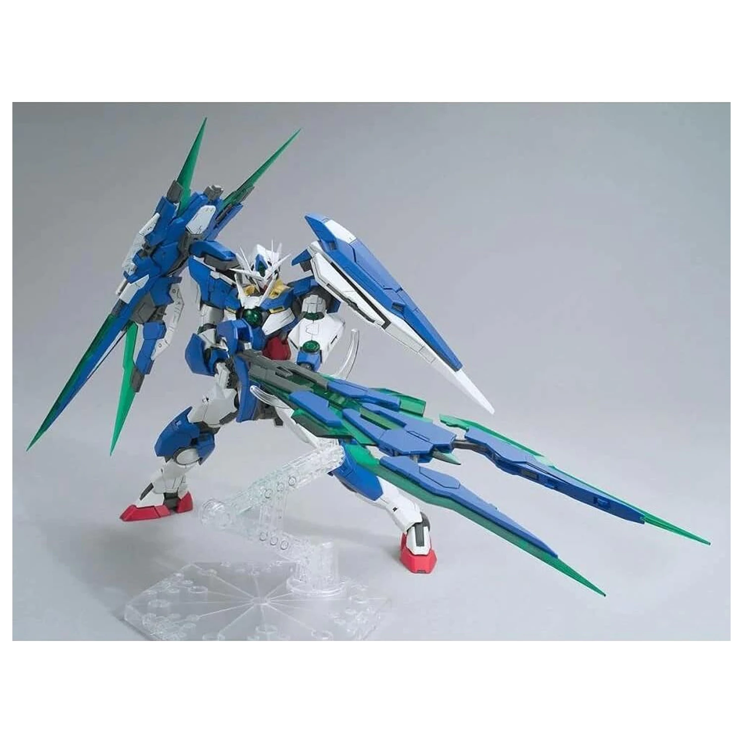 Model Kit MG 1/100 00 QanT Full Saber fotografii produktu