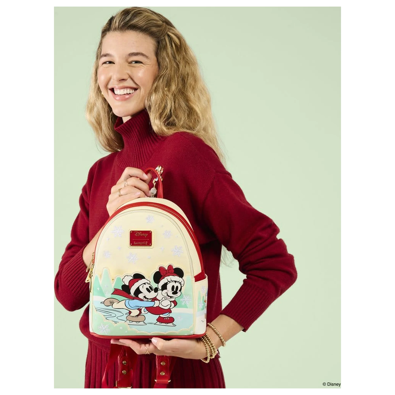Mickey & Friends by Loungefly Mini Batoh s Držákem na Čelenku Ice Skating fotografii produktu