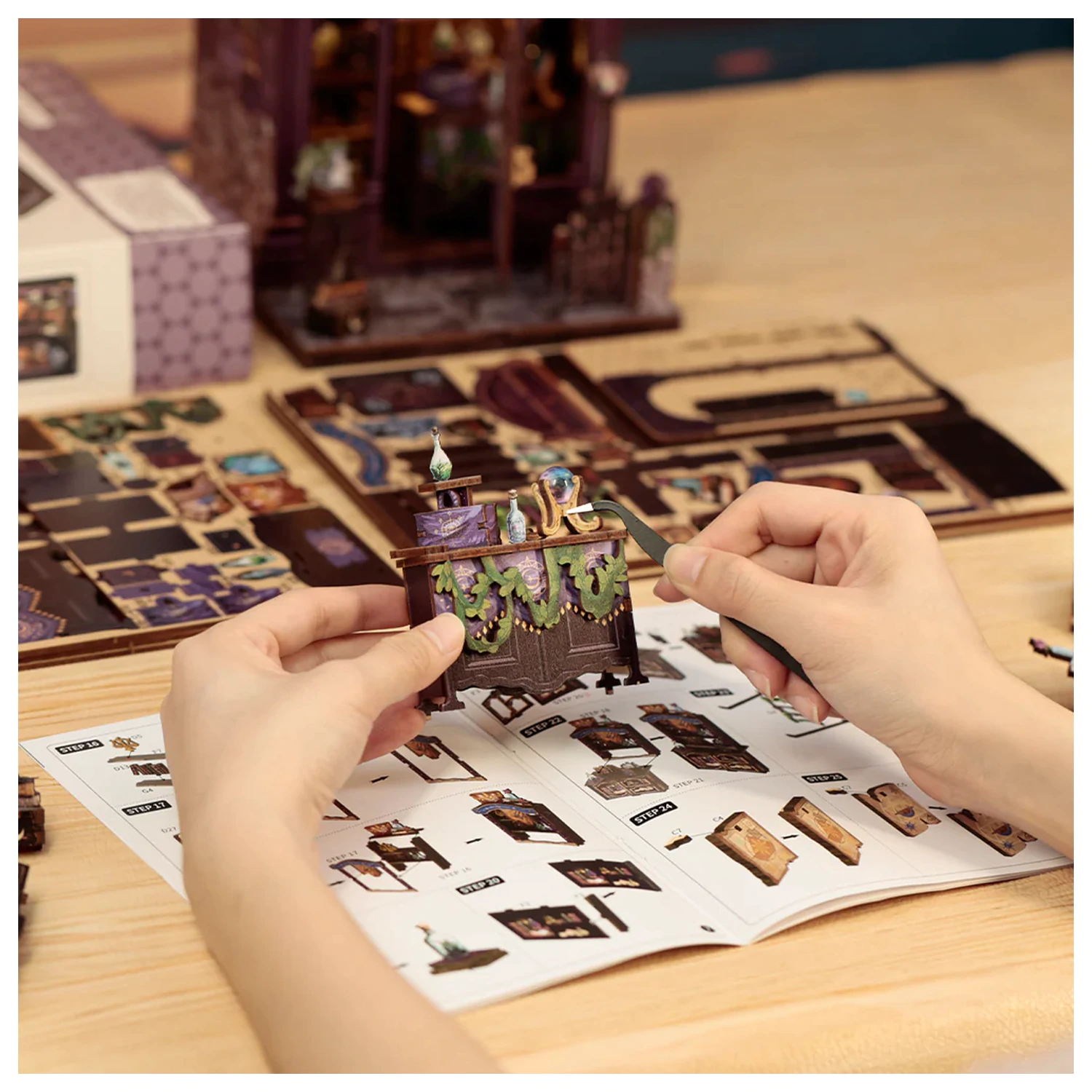 Miniature House DIY Astrology Bookshop 155 kusů + LED Light stavebnice fotografii produktu