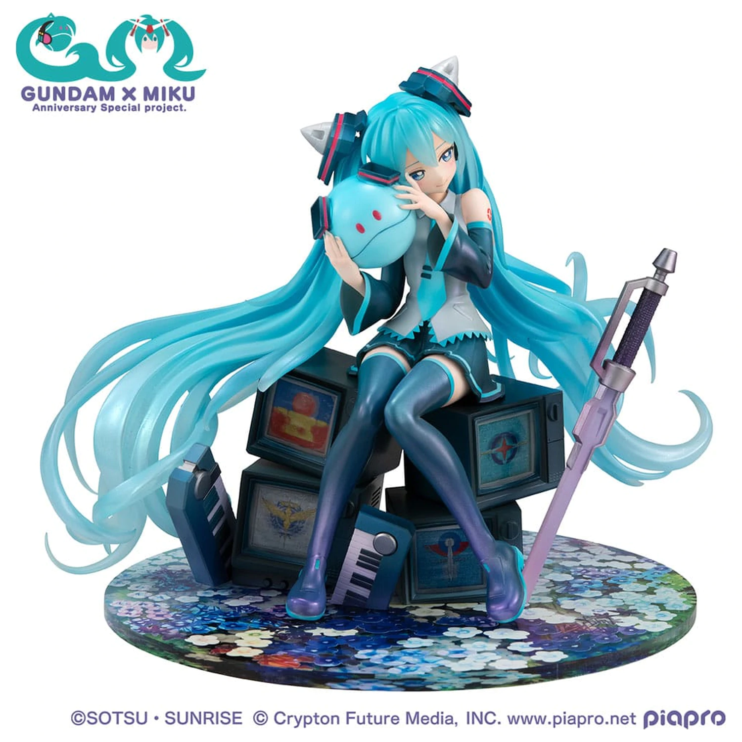 Mobile Suit Gundam x Hatsune Miku Lucrea PVC socha Hatsune Miku x OO Gundam 45. výročí 17 cm fotografii produktu