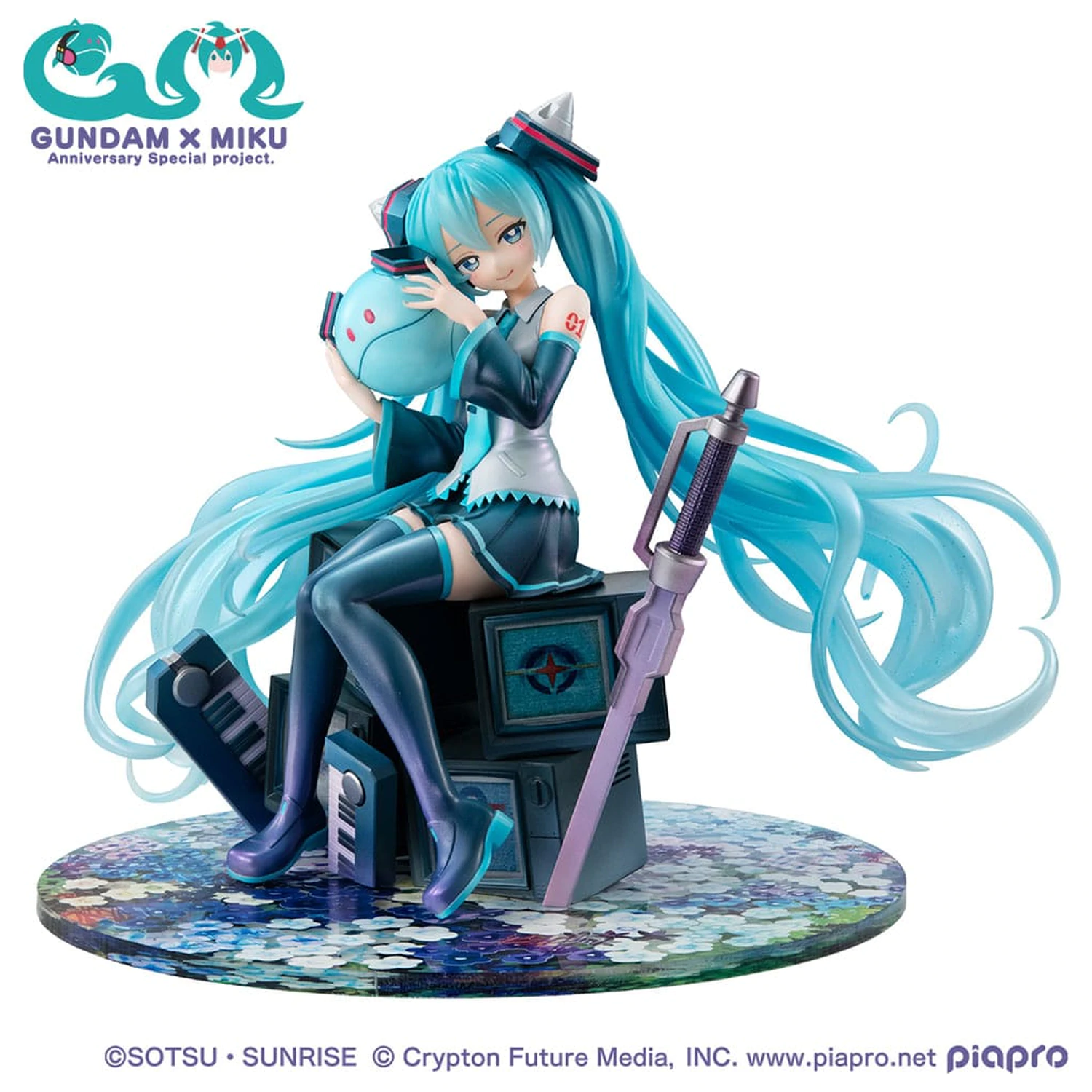Mobile Suit Gundam x Hatsune Miku Lucrea PVC socha Hatsune Miku x OO Gundam 45. výročí 17 cm fotografii produktu