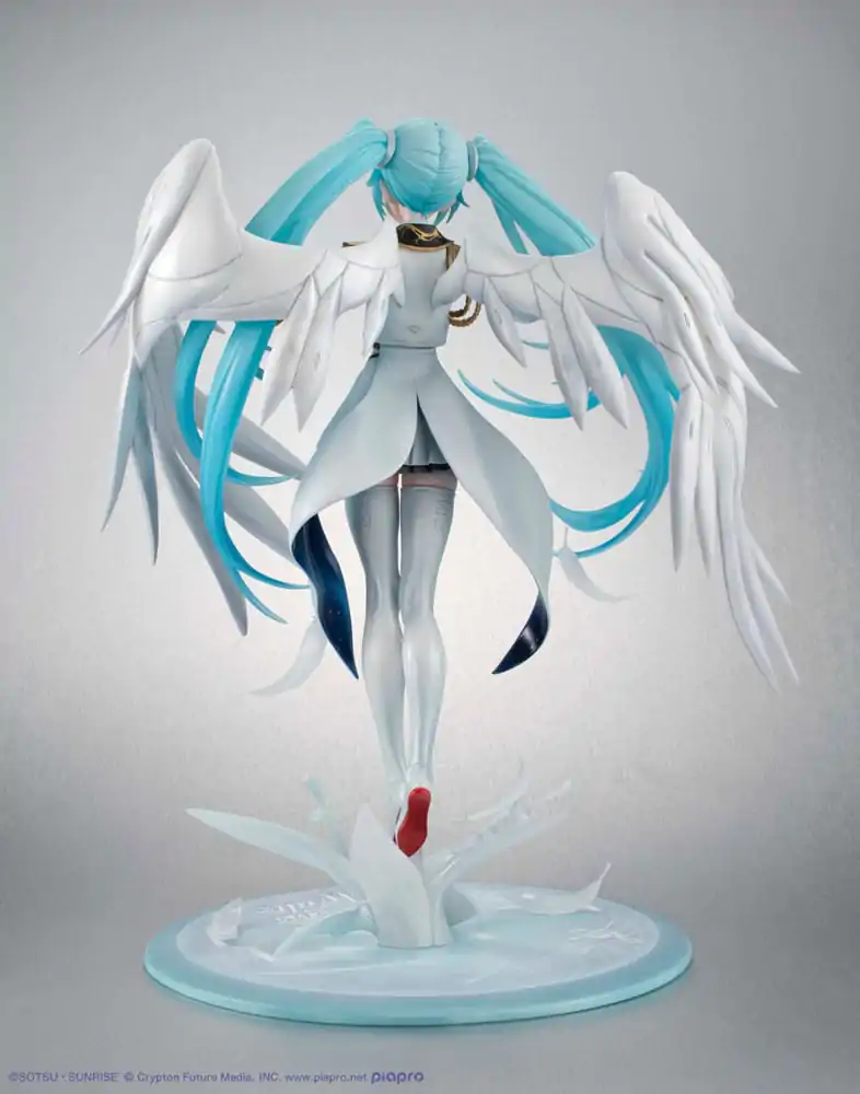 Mobile Suit Gundam x Hatsune Miku Lucrea PVC socha Hatsune Miku x Wing Gundam Zero EW 45. výročí 27 cm fotografii produktu