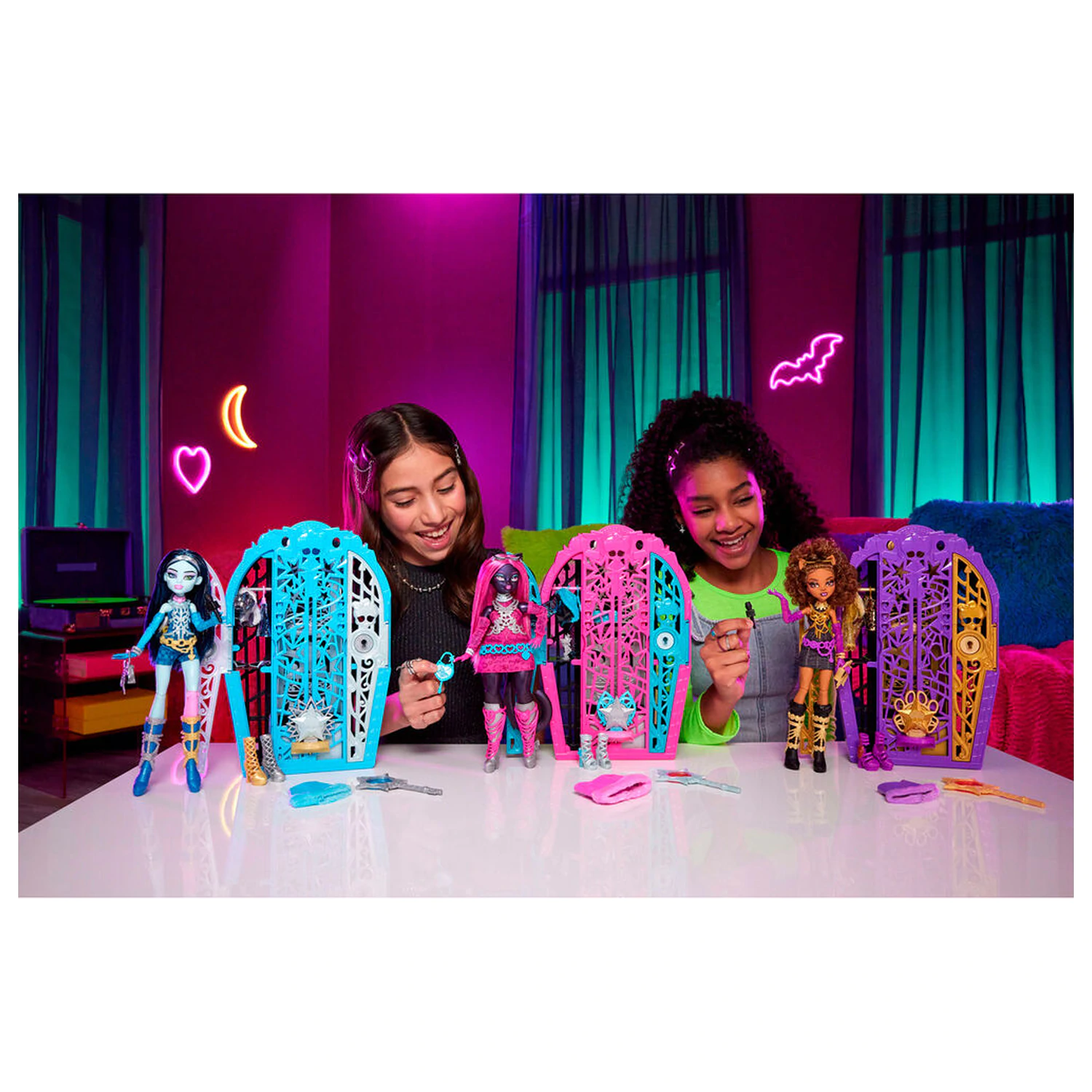 Monster High Skulltimate Secrets Hauntlywood Mysteries Frankie panenka fotografii produktu