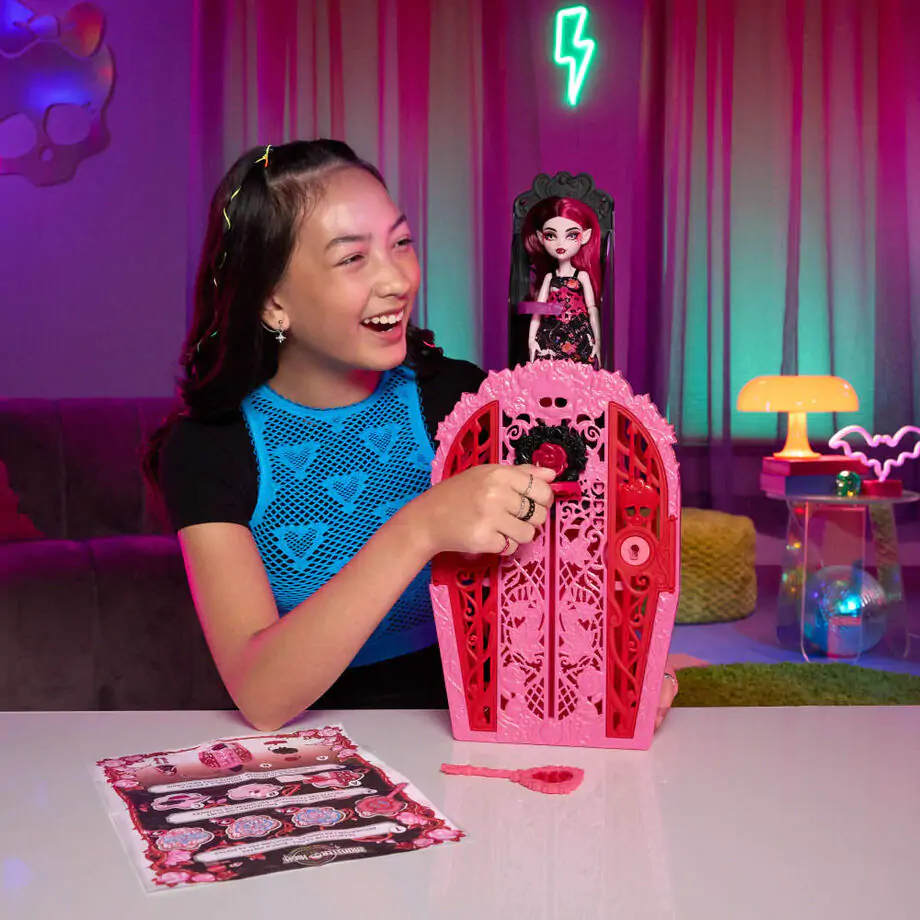 Monster High Skulltimate Secrets Midnight Garden Draculaura panenka fotografii produktu