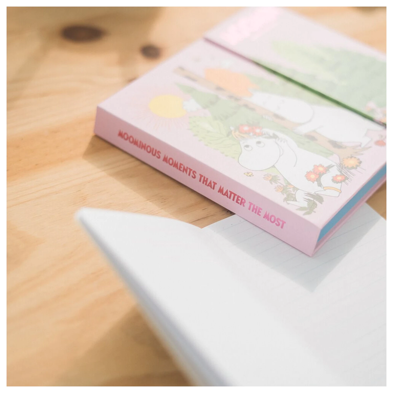 Moomin týdenní plánovač s nalepovacími lístky fotografii produktu