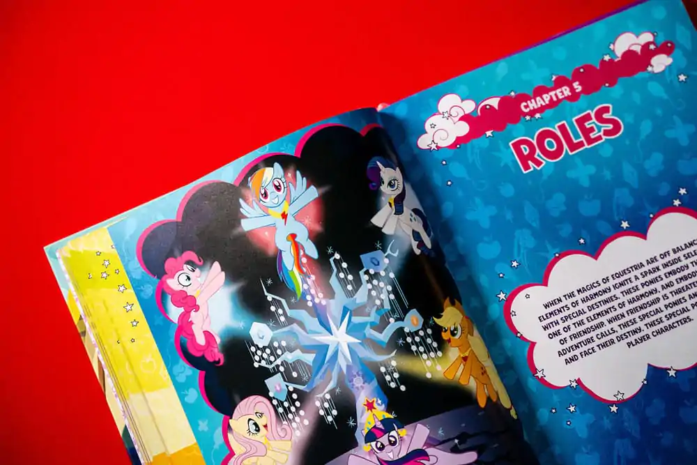 My Little Pony RPG Rulebook Core *Englische Version* - Základní příručka pravidel fotografii produktu