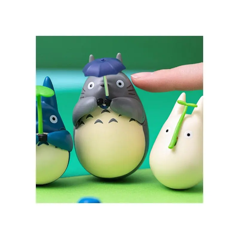 My Neighbor Totoro Figurka s kulatým dnem Malý Totoro s listem 5 cm fotografii produktu