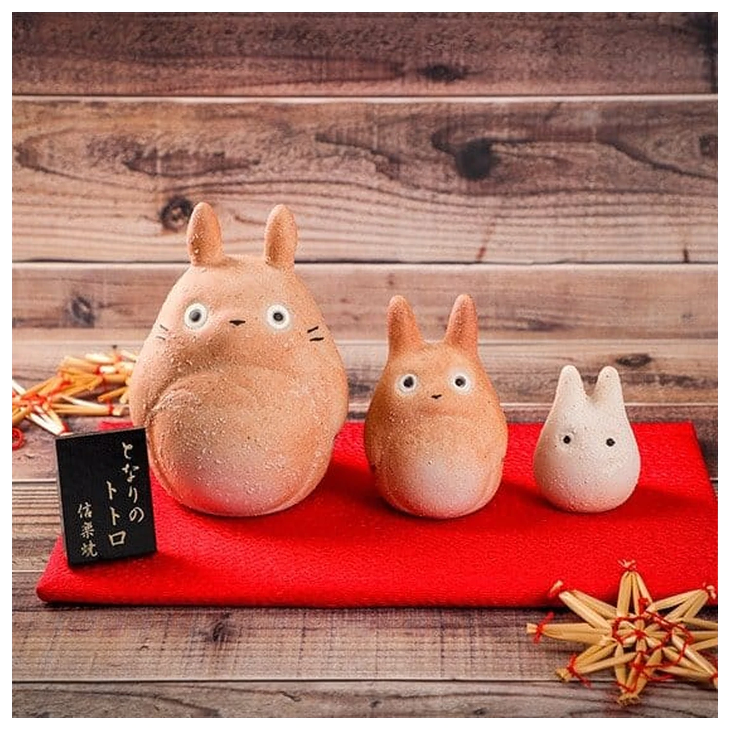 Soška Můj soused Totoro, balení 3 kusů Totoro Shigaraki fotografii produktu